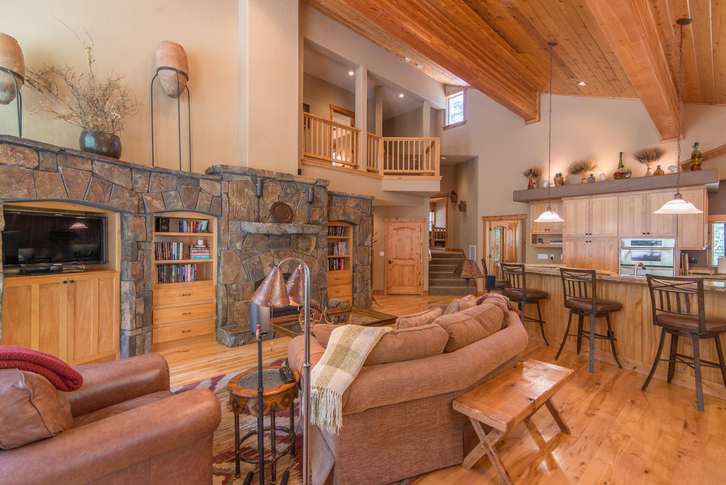 B_slider to kitchen.jpg