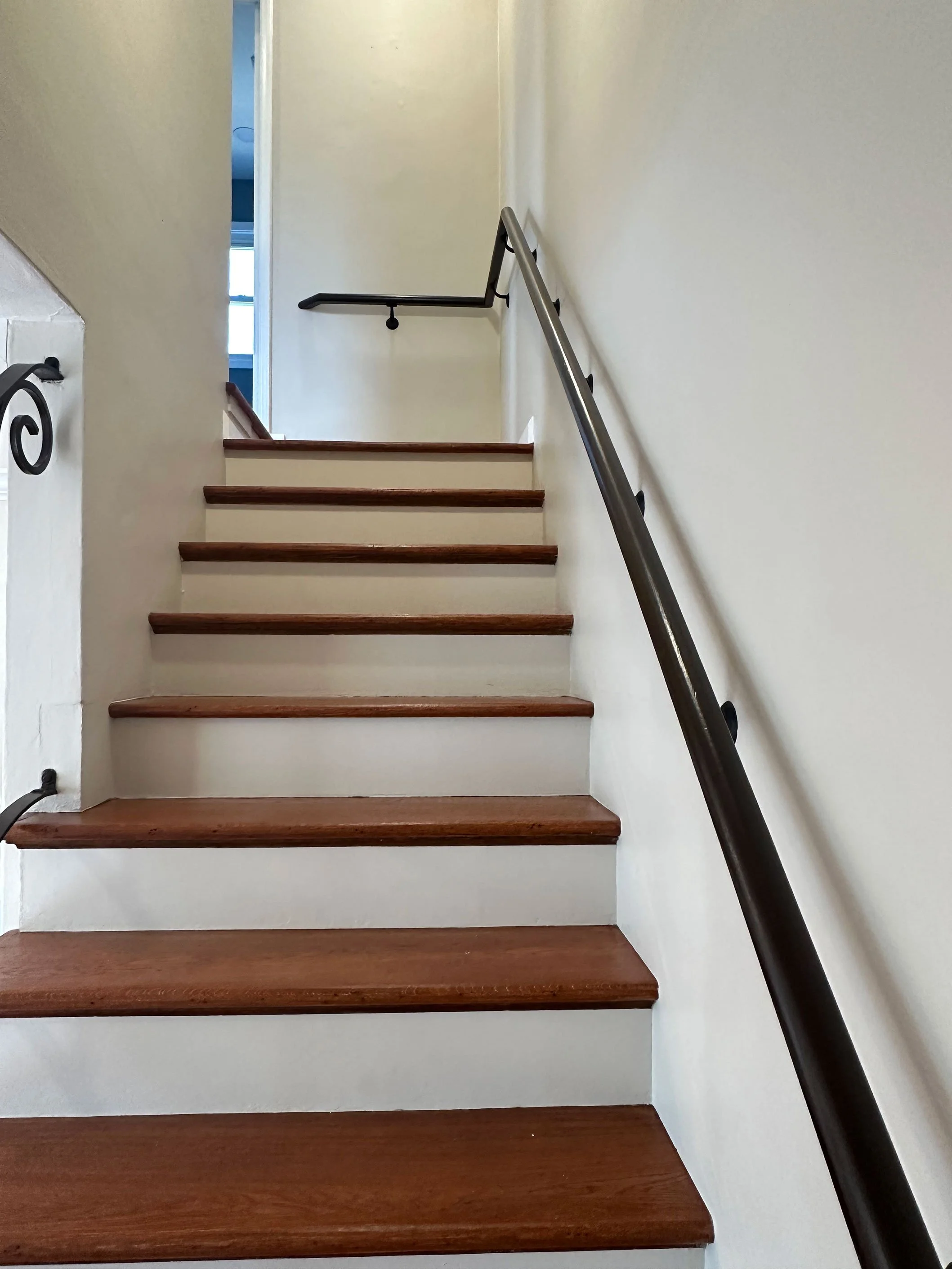 InteriorDesignsbyL-1930s-Duplex-7.jpg