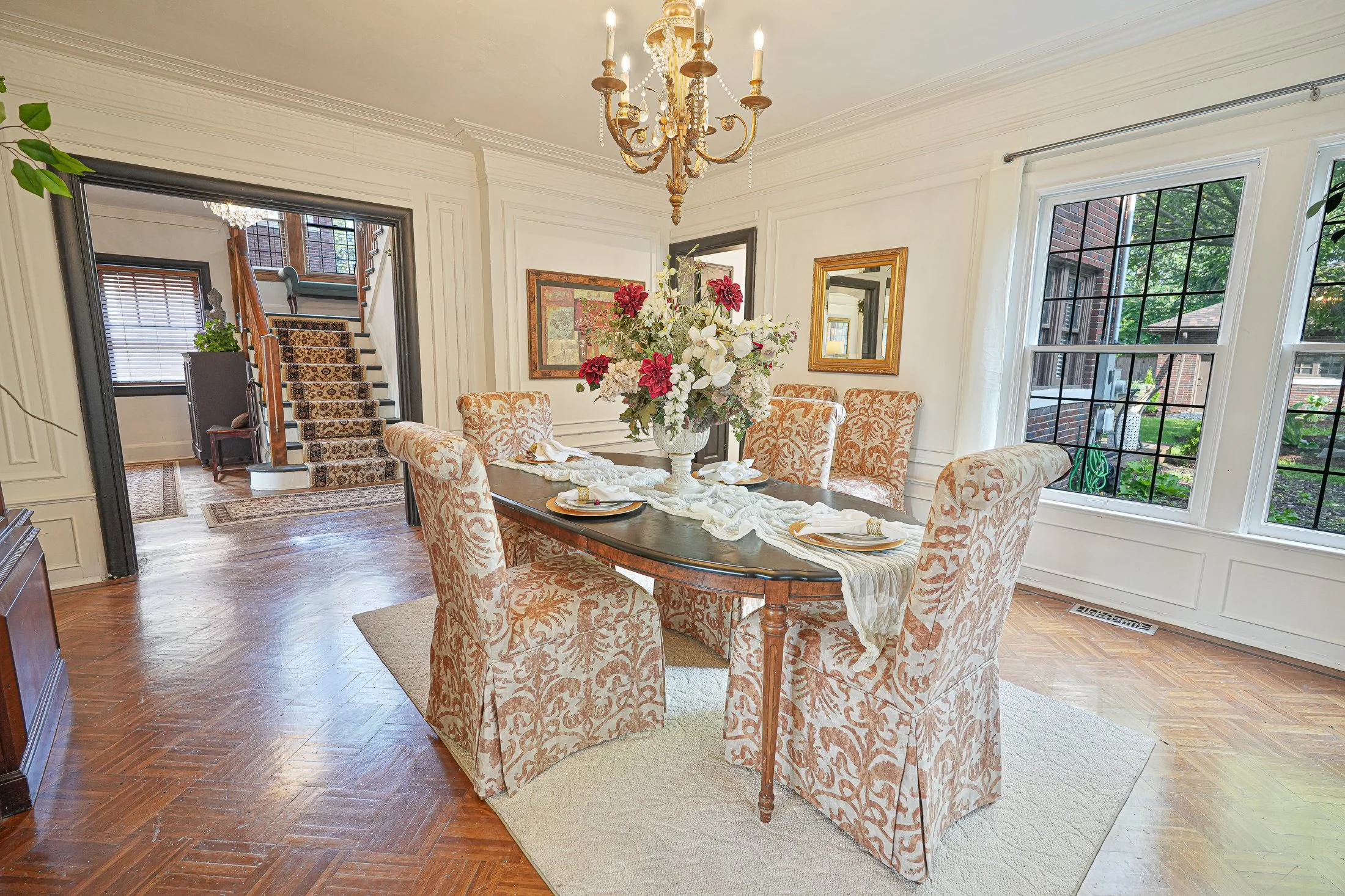 Dining room.jpg