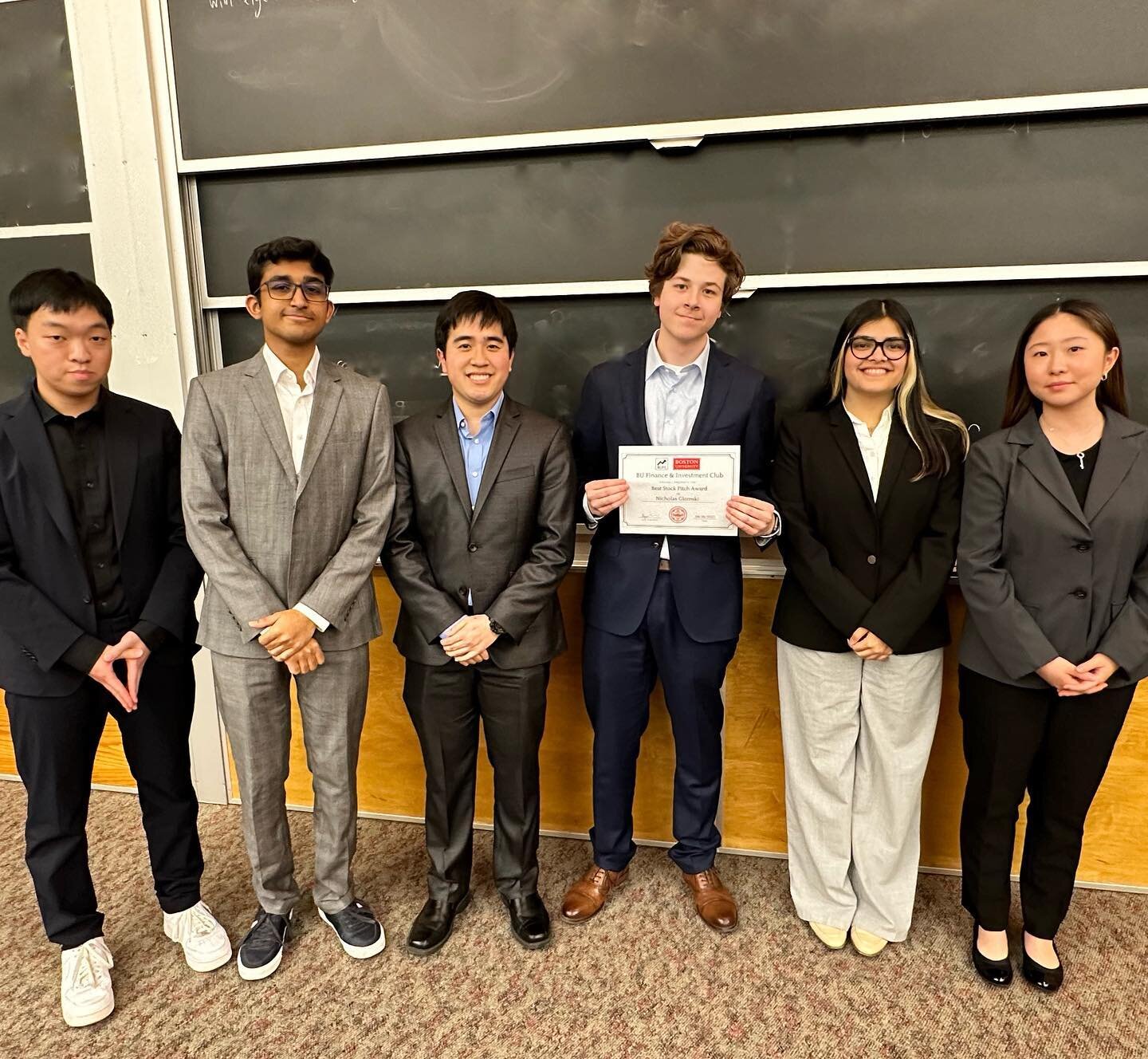 Congratulations to our four senior analysts that moved on to the finalist investment research presentation round. Nicholas Glomski (Consumer) and team pitched the winner, Top Golf Callaway (NYSE: MODG) with a 13% upside target price of $25.31. Thank 