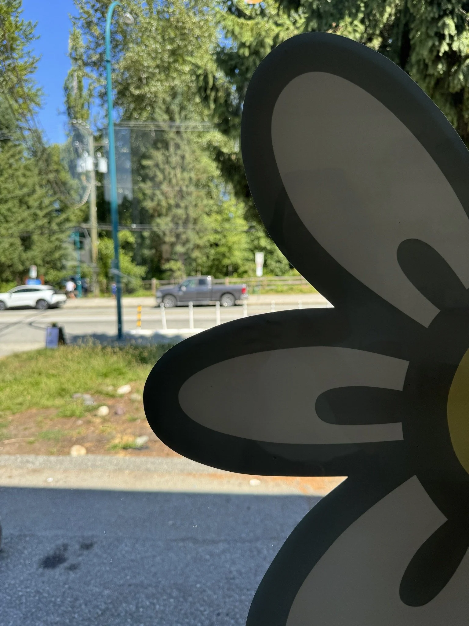 Rickie Raccoon is at another location! For one week, try to find Rickie somewhere in Port Moody... We gave another three hints in this post. 

🏆Remember, the more you find Rickie, the more chances you have to enter the contest! Gifts include from (b