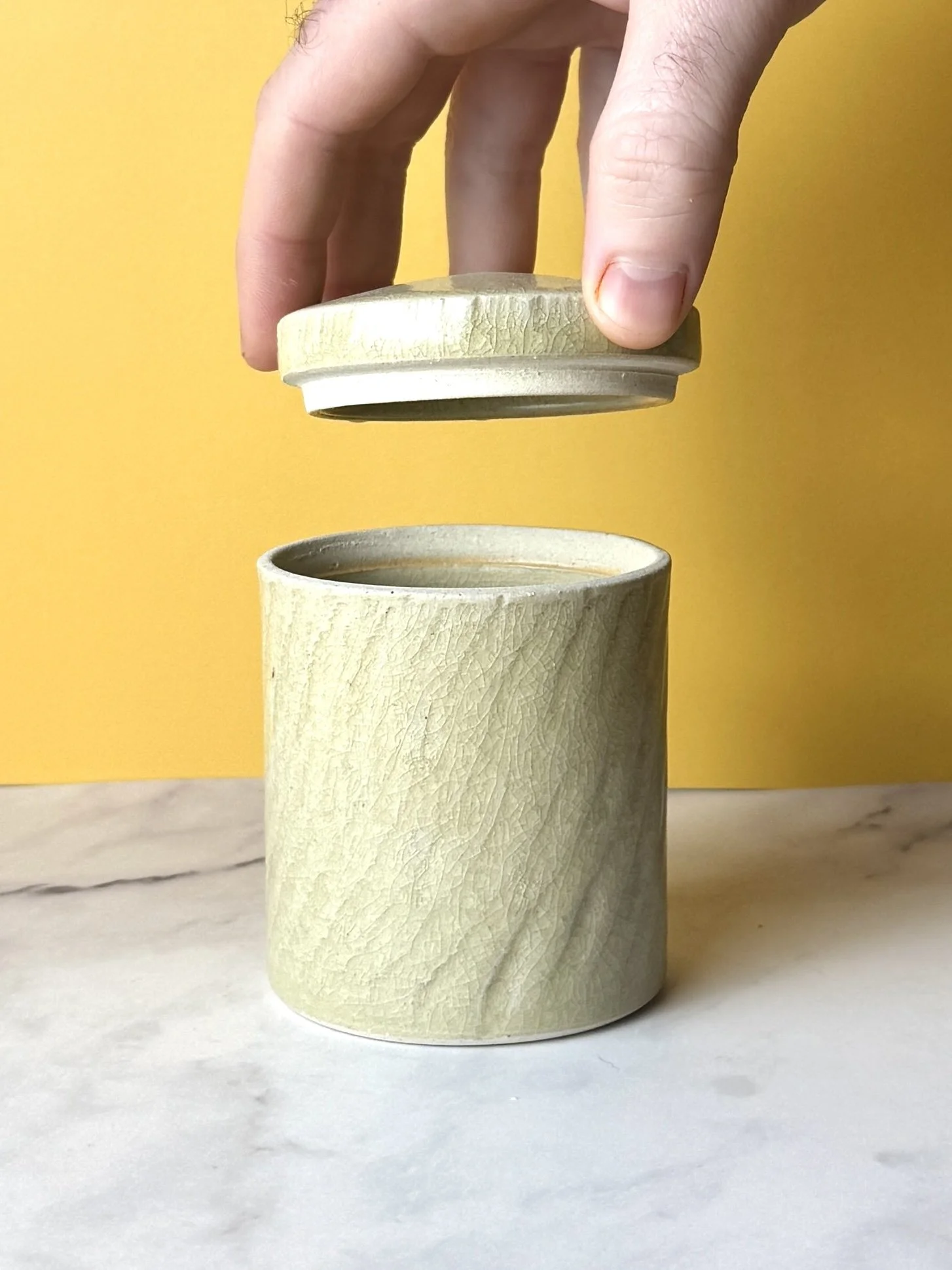 Small Jar (Crackle Pale Green)