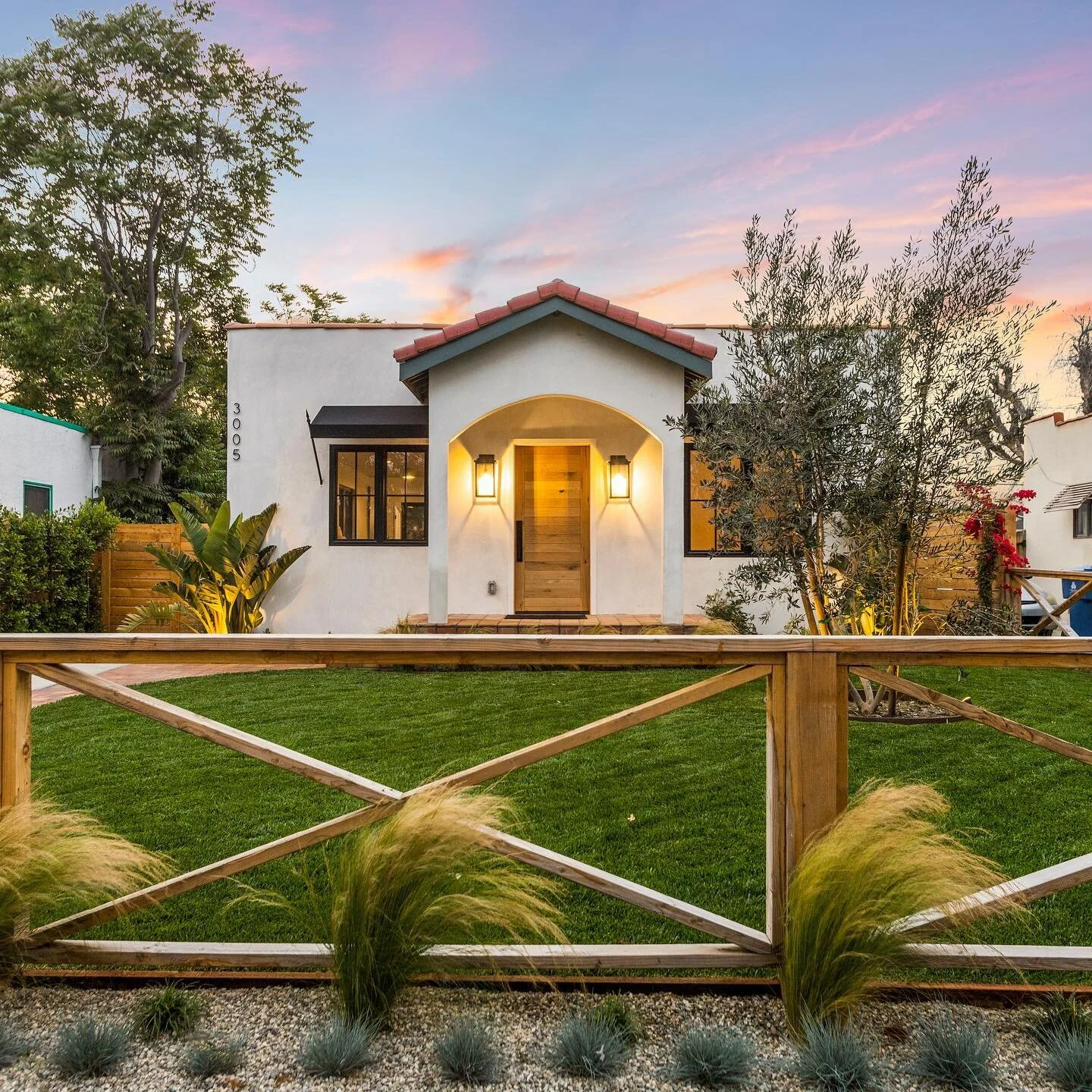 Twilight photography | Atwater Village✨ 

Contact us for any real estate media needs! 📲