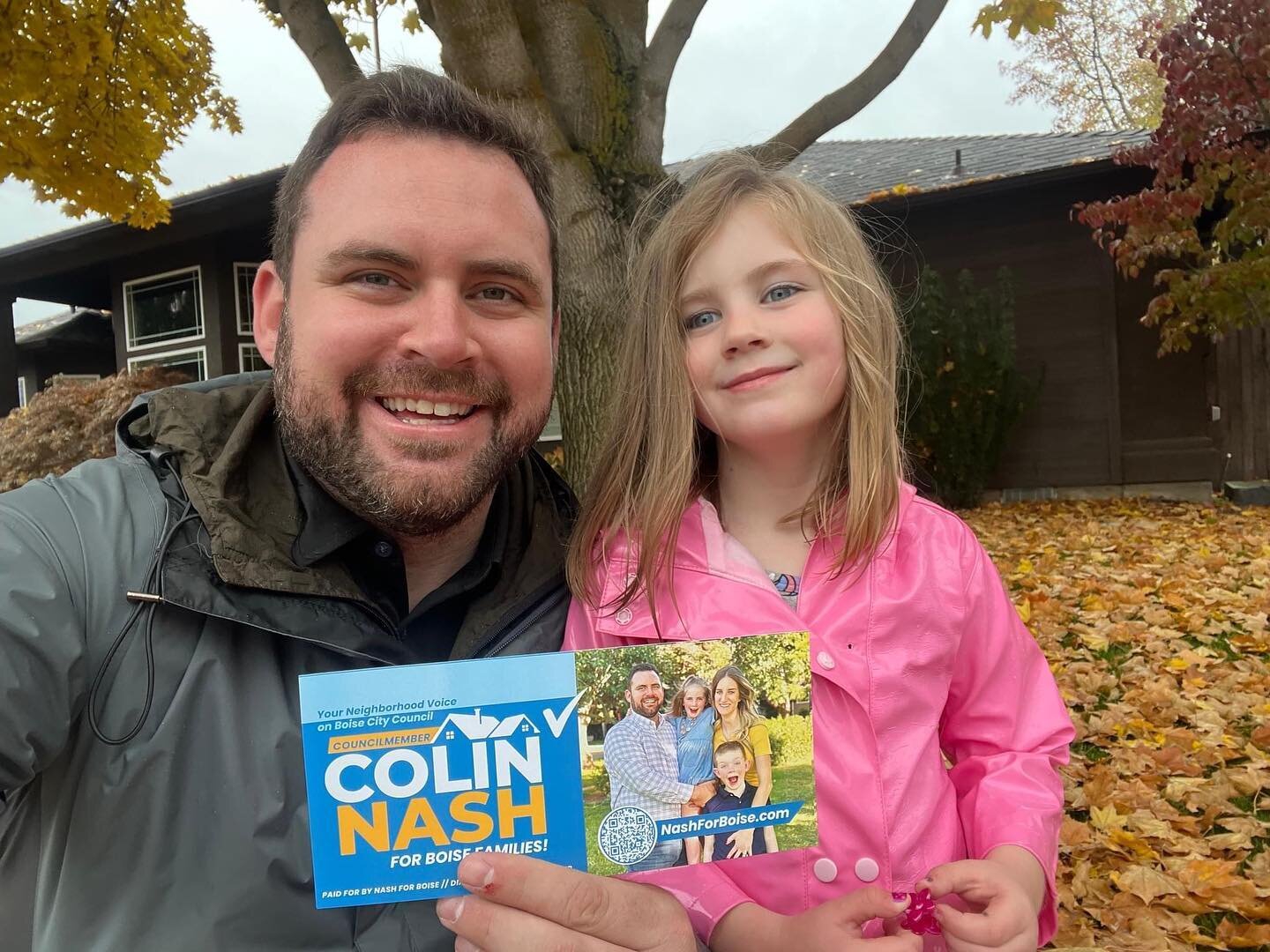 ✅ Rain gear
✅  Palm cards
✅  Door knocking buddy

This weekend, our Get Out the Vote volunteers knocked over 10,000 doors! There's so much hinging on these races.

We'll be out here rain or shine until the polls close tomorrow at 8pm.