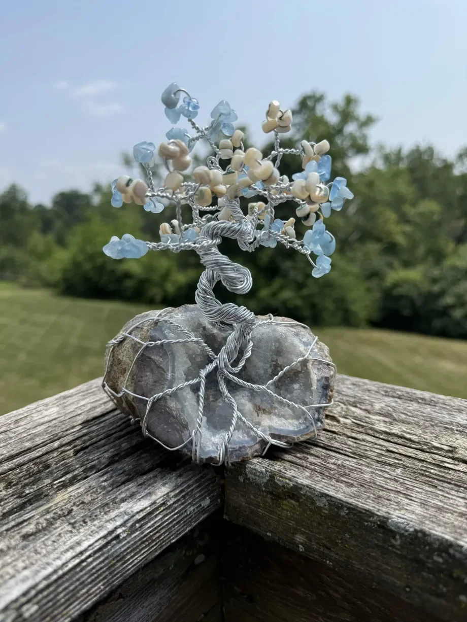 Spirit Trees - Agate Geode - 2Color - (Larimar, River Shell)