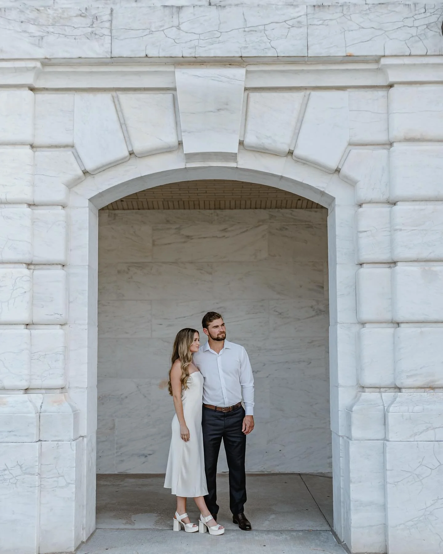 ✨ You are engaged! 💍 Now it&rsquo;s time to capture all the special moments! 📸

Planning a wedding can feel overwhelming, but booking your photographer doesn&rsquo;t have to be. With me, the process is simple, stress-free, and fun! 🫶🏼
Contact me 