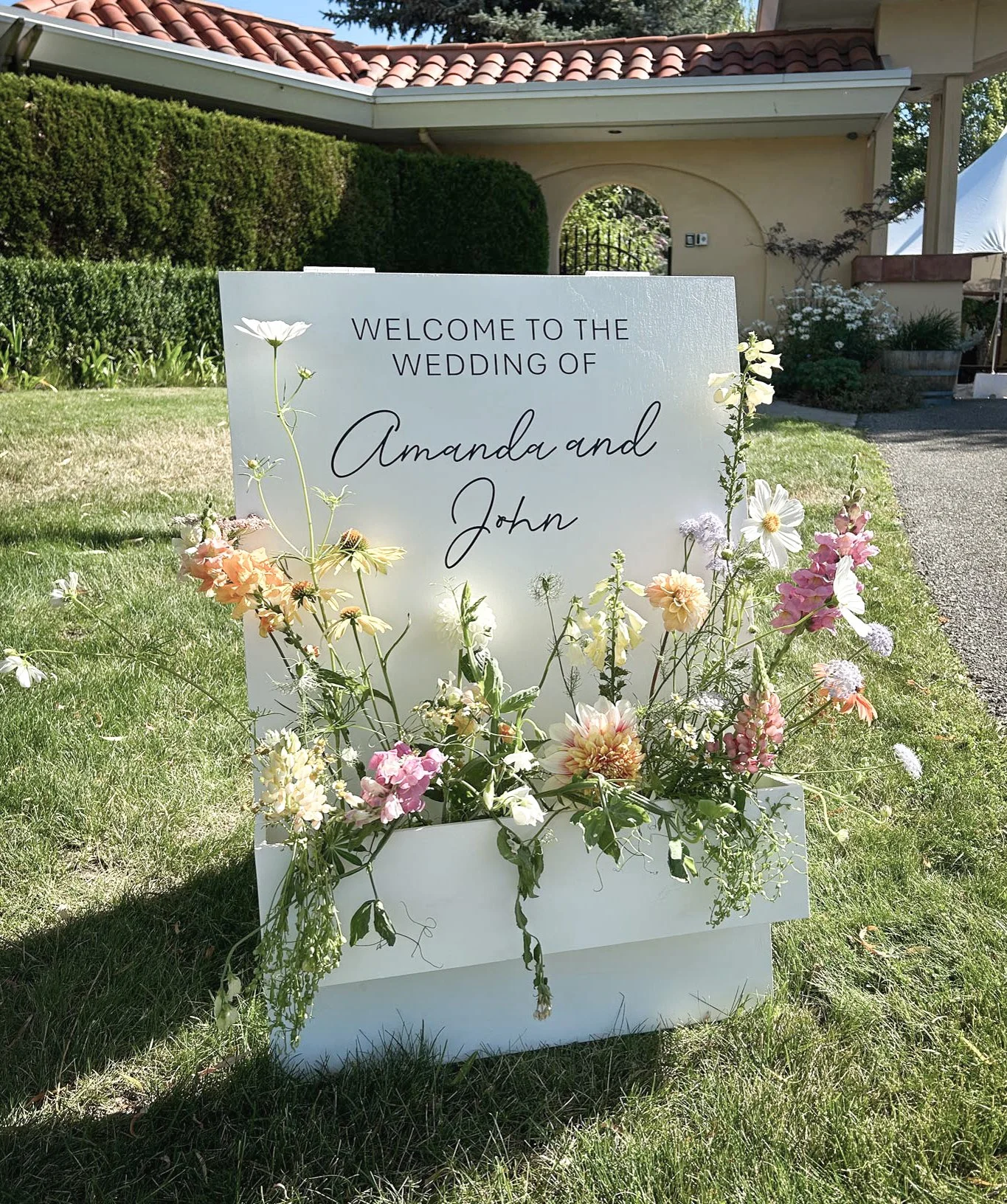 The-Build-Boutique-A-frame-Floral-Welcome-Sign-2.jpg
