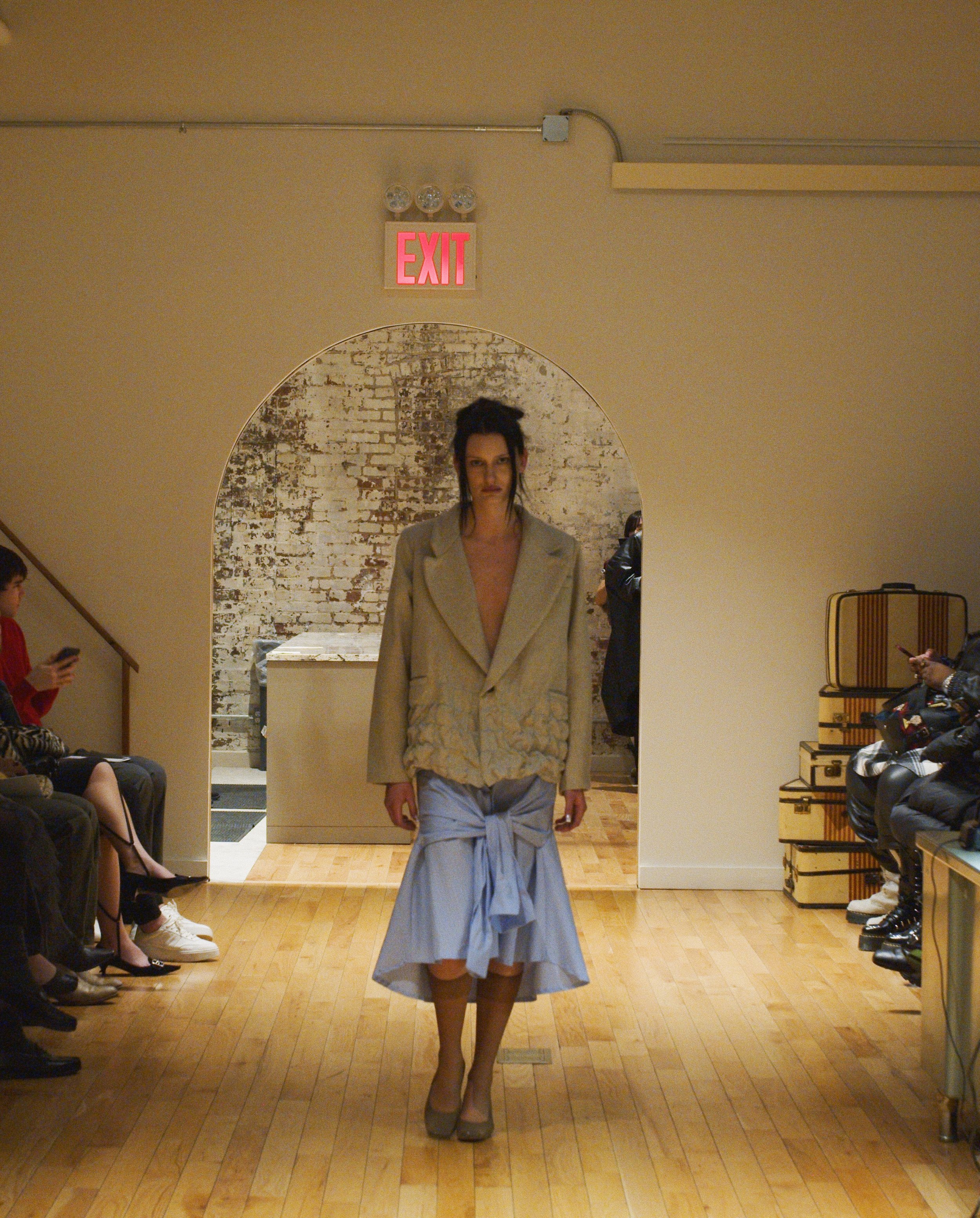LOOK 3.jpeg