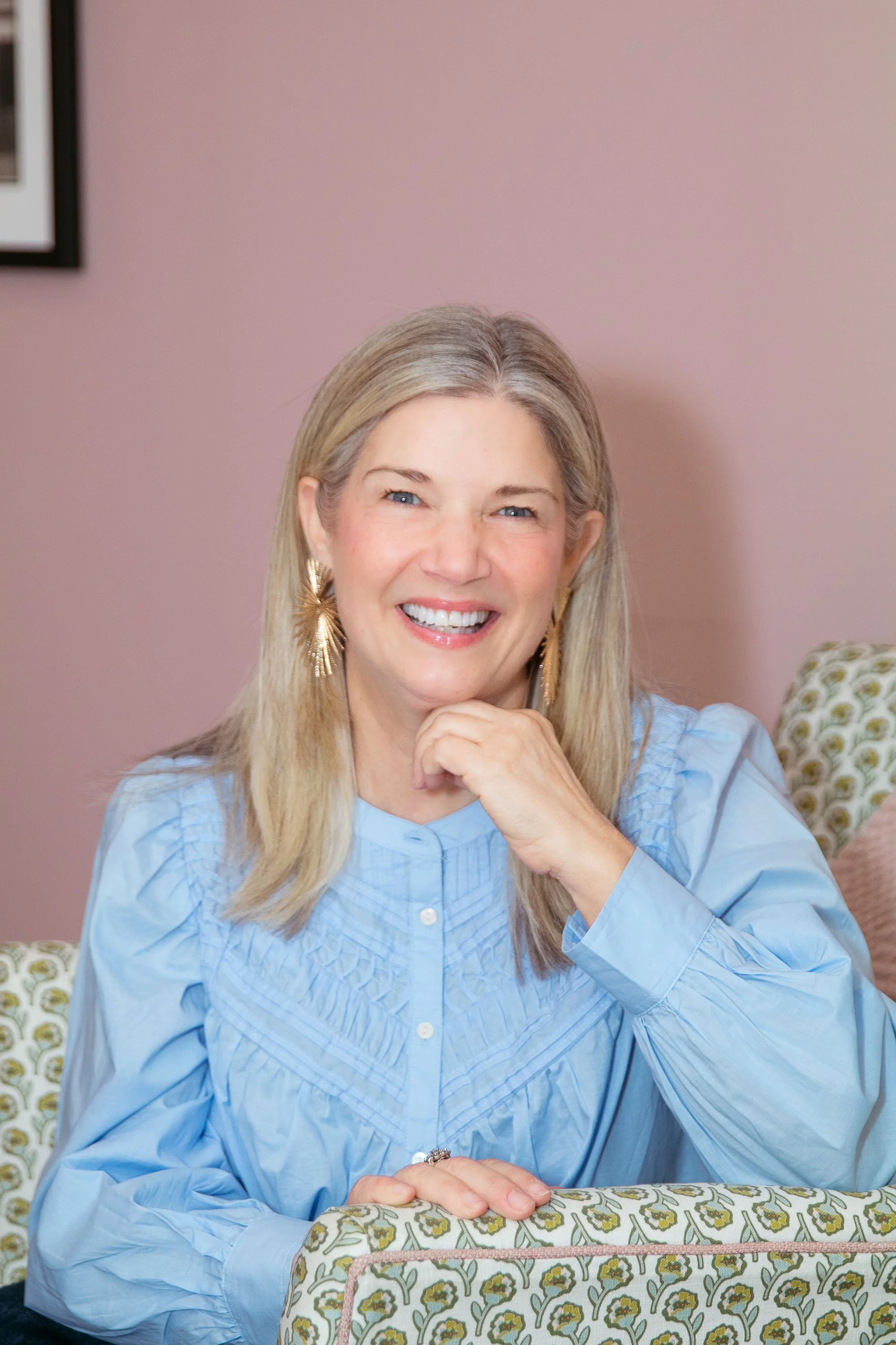 Headshot of Nina McNealey, MEd, EdS, parenting coach at The Betty Center.