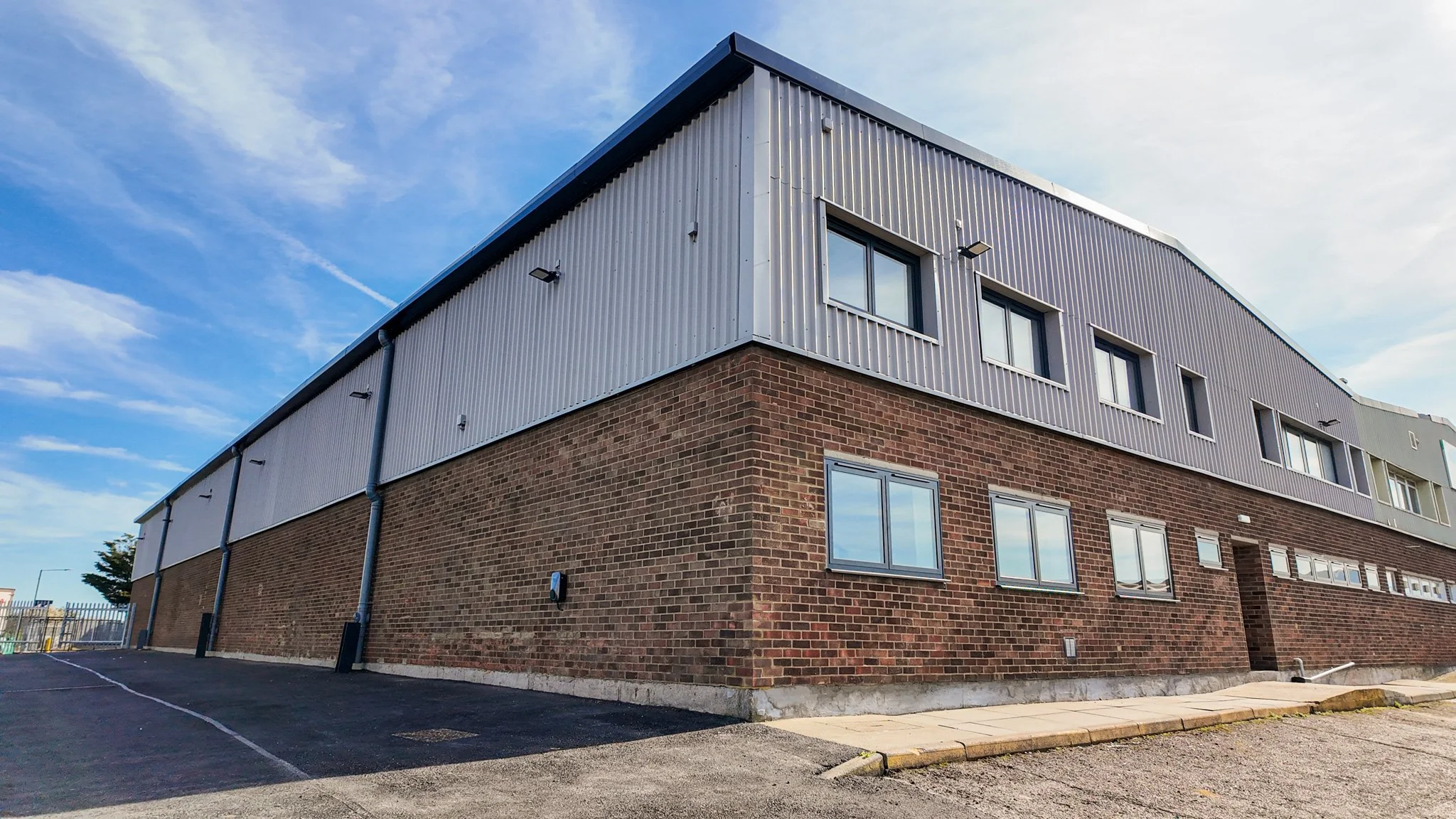 Unit E, Manor Road, Erith