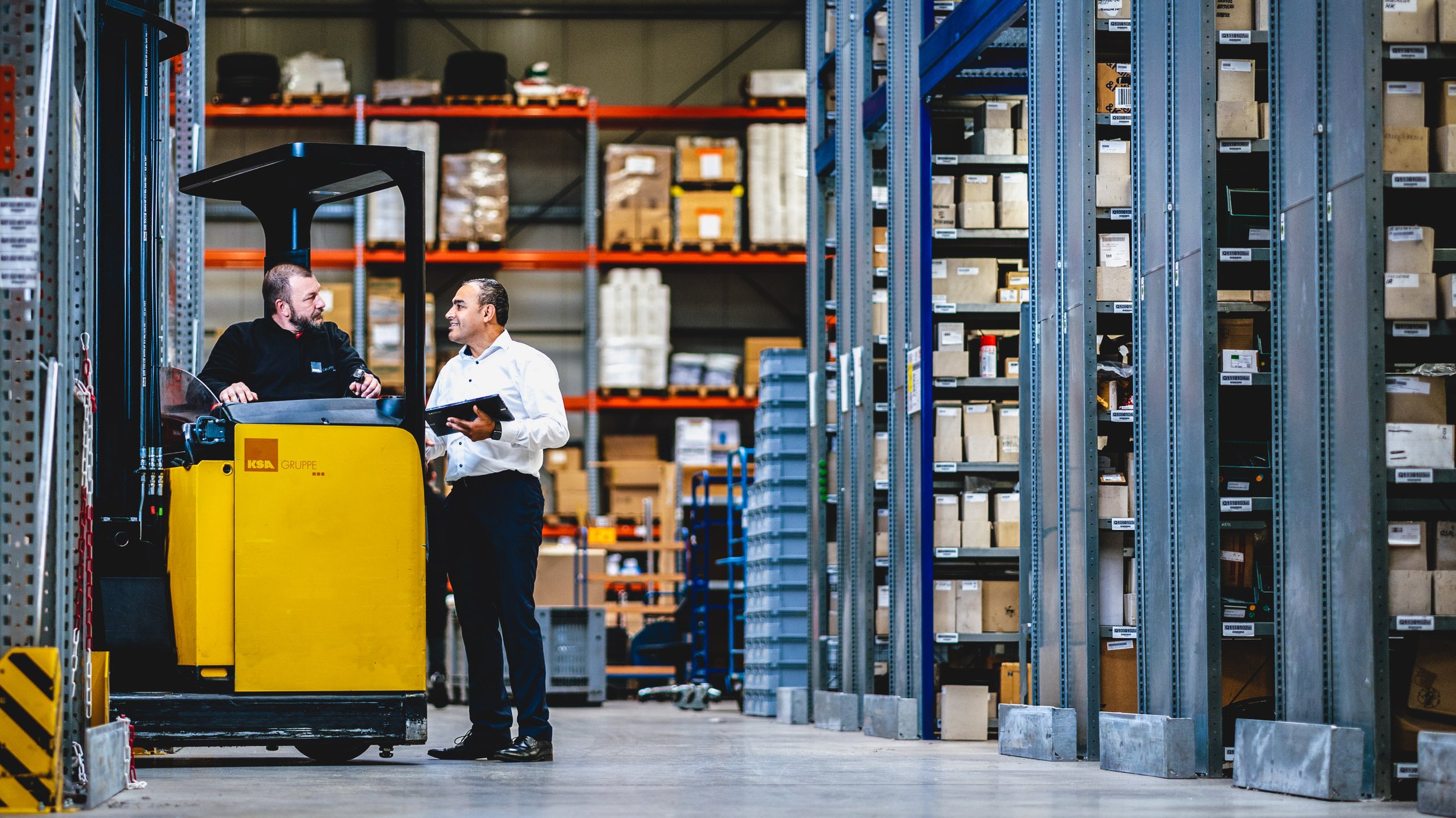 HALBSCHARF FOTOGRAFIE_Björn Richardt_Unternehmensfotografie_KSA-2.jpg