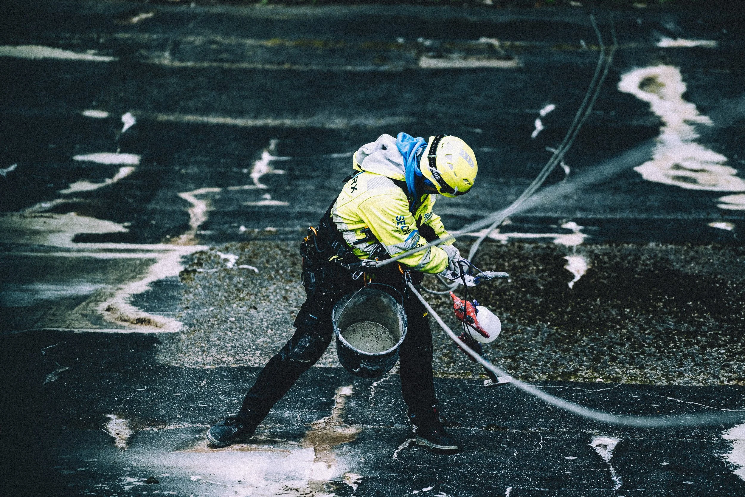 Halbscharf Fotografie_Bjoern Richardt_Industriefotografie_Seilworx Industriekletterer-06.jpeg