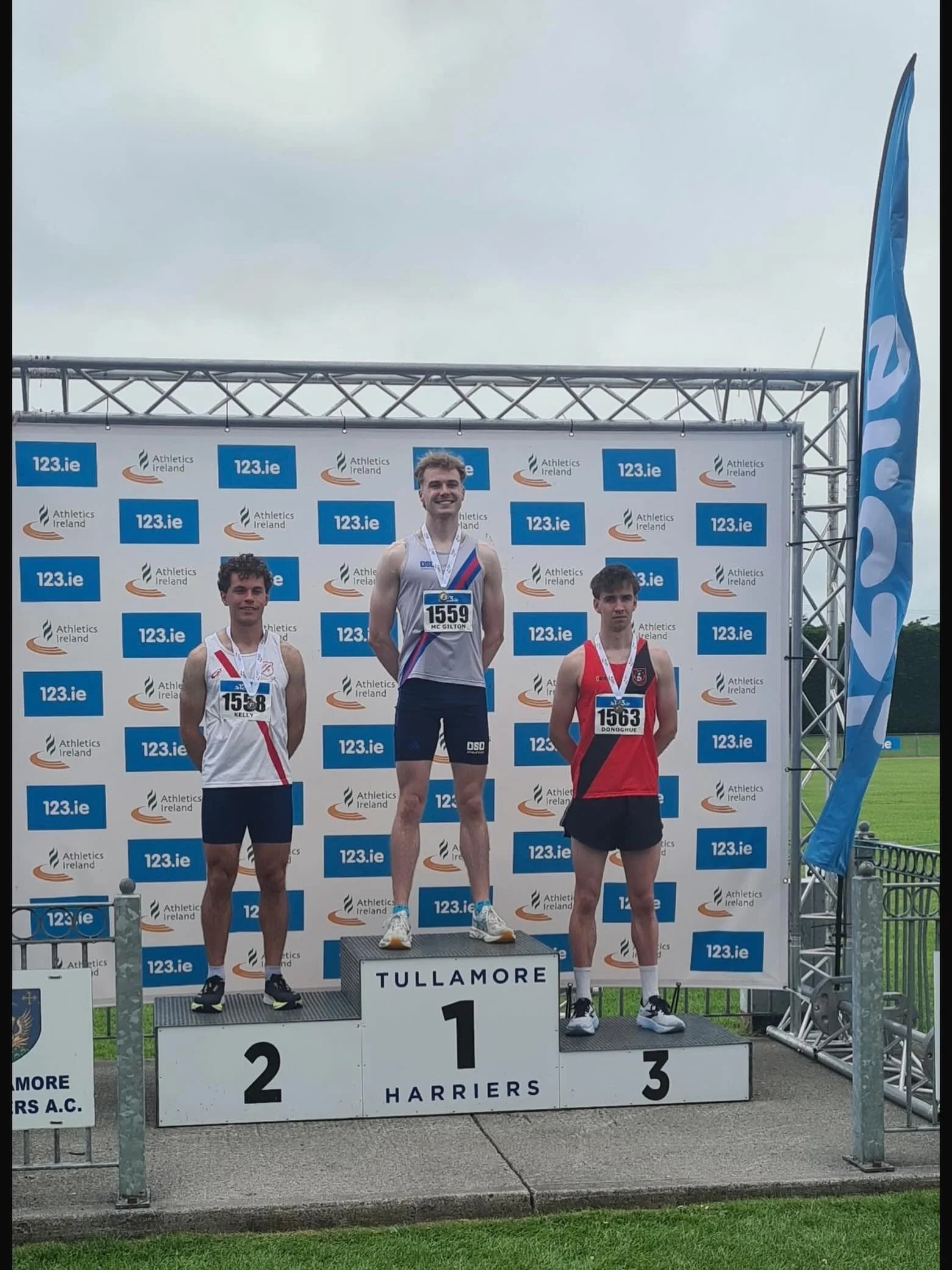 Big congratulations to Dara who finished 3rd in the 800m today at the national U20/U23 in Tullamore.
On the comeback trail after being out with a long term injury. 
Great to see you back competing Dara.