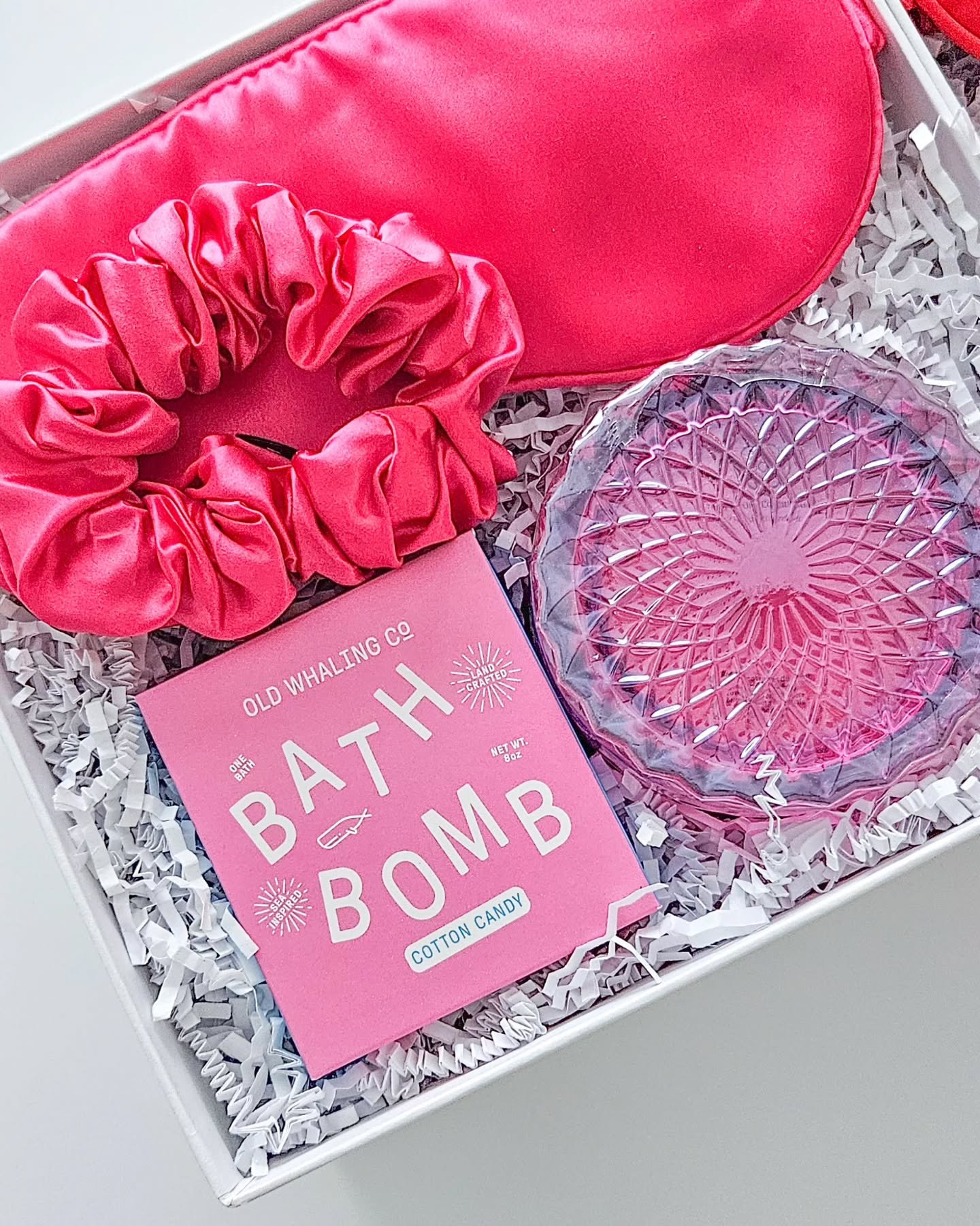 A BERRY SWEET BRIDE:

For the bride who loves soft romance with a modern edge.

Berry is effortless, elegant, and perfect for bridal showers, engagement celebrations, and bridesmaid moments that feel personal.

🍓 A Berry Sweet Bride, indeed.