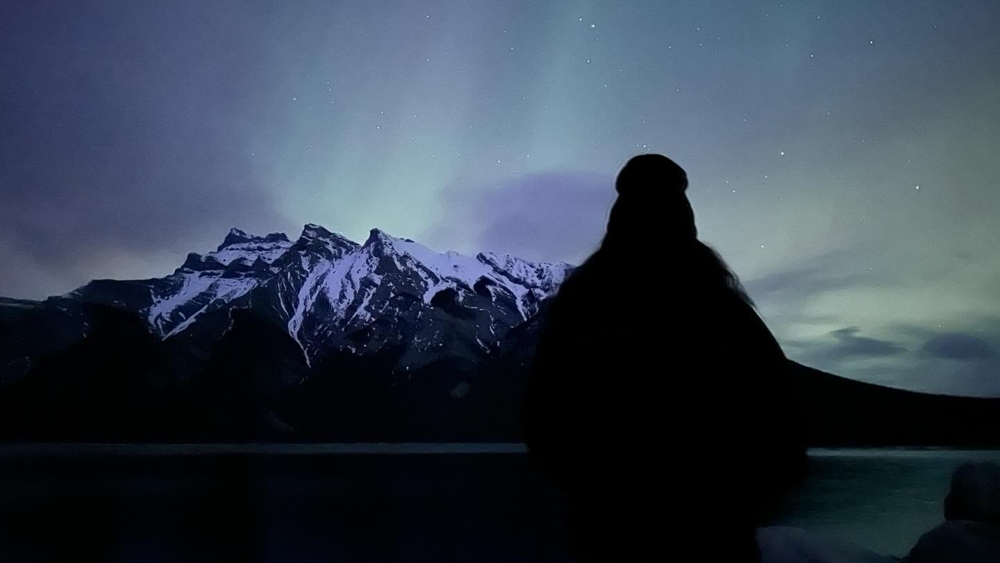 About last night ✨

I saw my first auroras last night. What made it special was not the fact that it was my first time, but the people I had the privilege of sharing this awe-inspiring experience with. 🥰

Standing by the lake in the cold, waiting fo