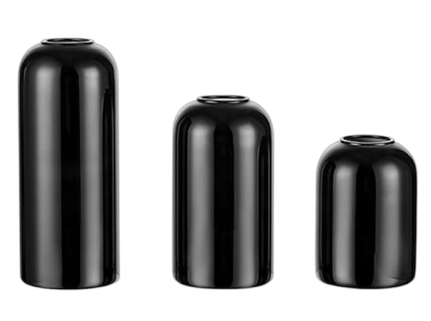 Black Bud Vase.png