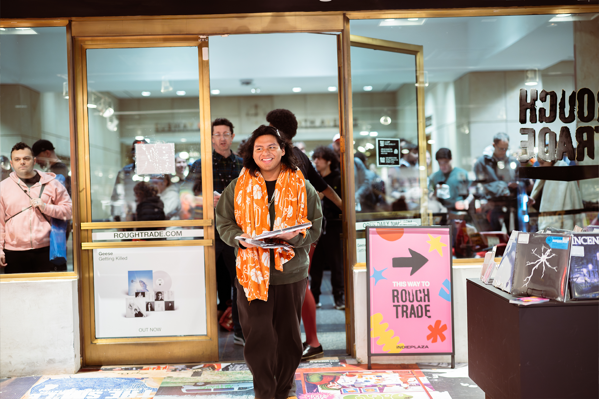 ROUGHTRADE_2.png