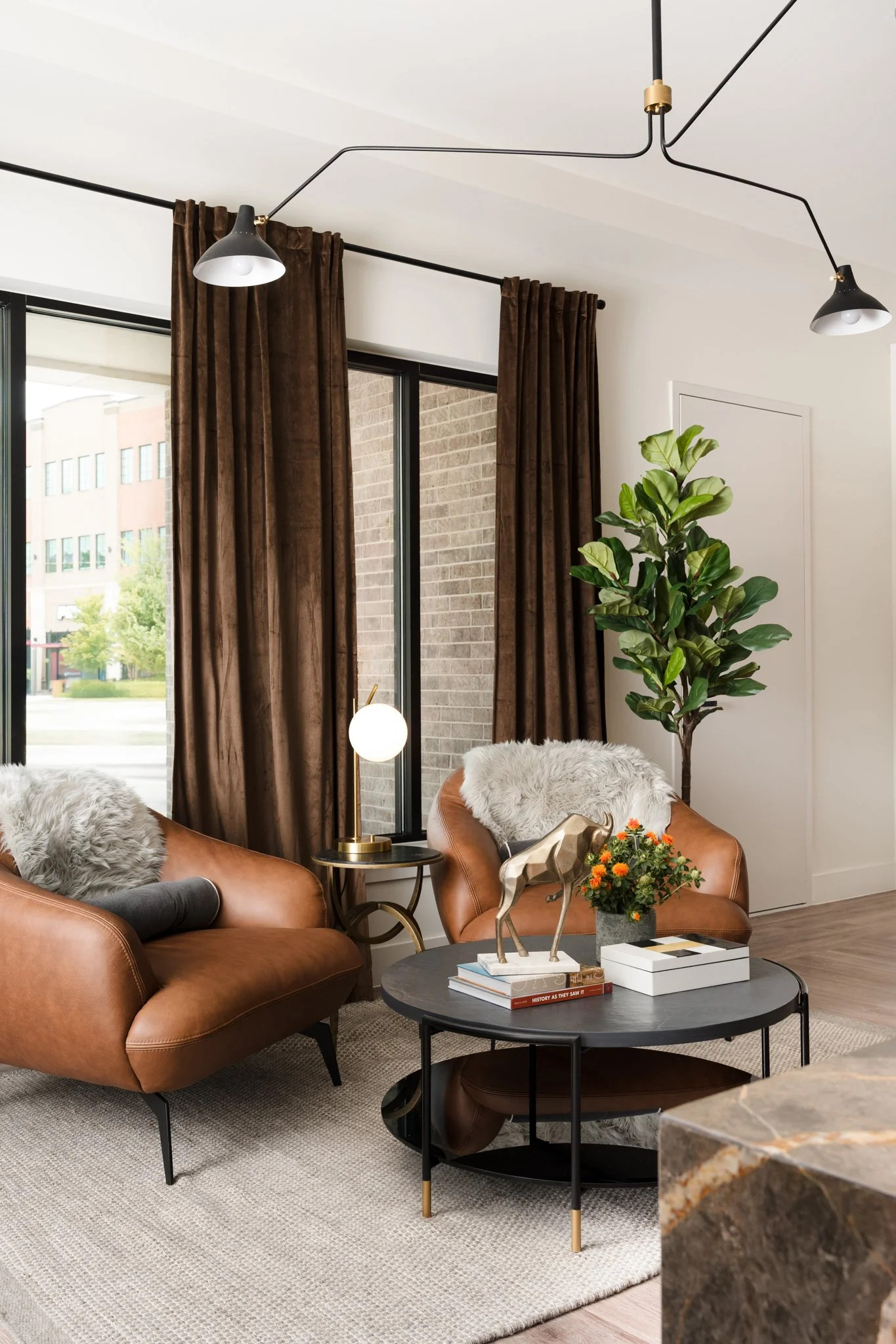 dallas-multifamily-apartment-photographer-luxury-resident-lounge-5.jpg