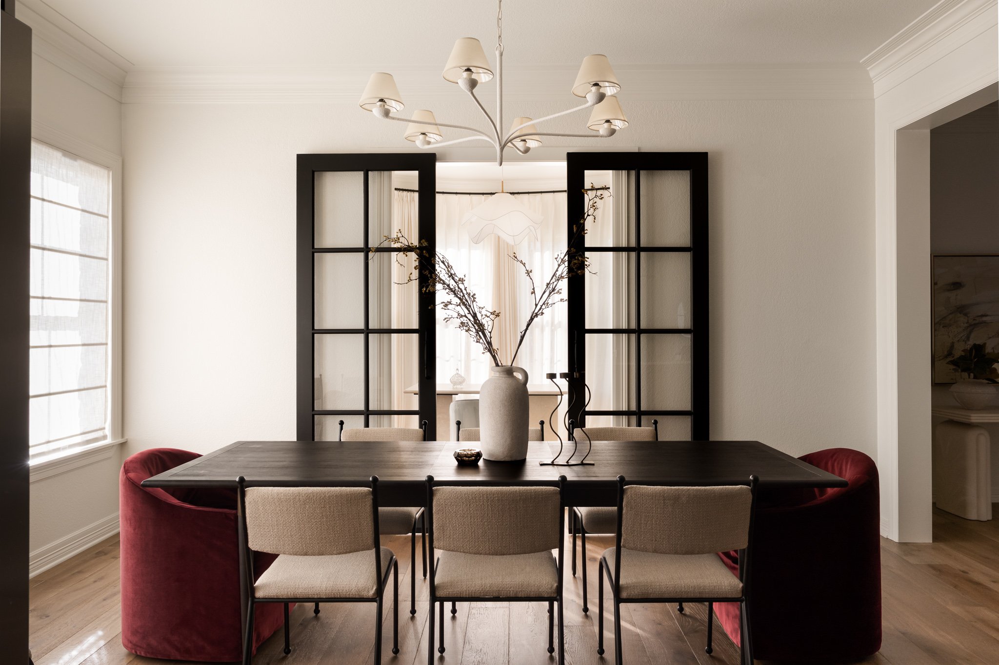 brittney-lane-interiors-maison-de-bleu-dining-1.jpg