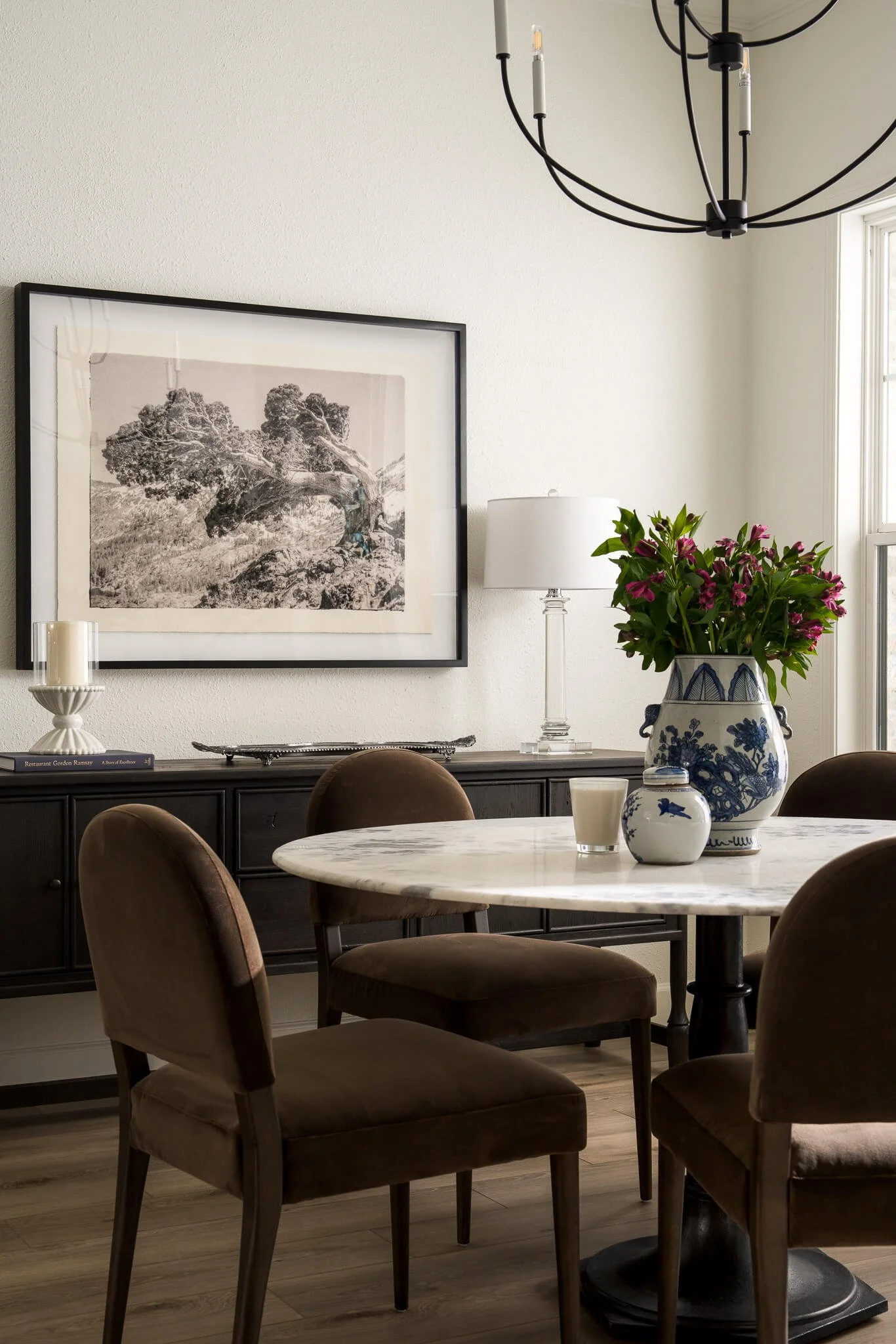 Neutral-toned cottage interior with woven textures and earthy materials by Austin photographer.