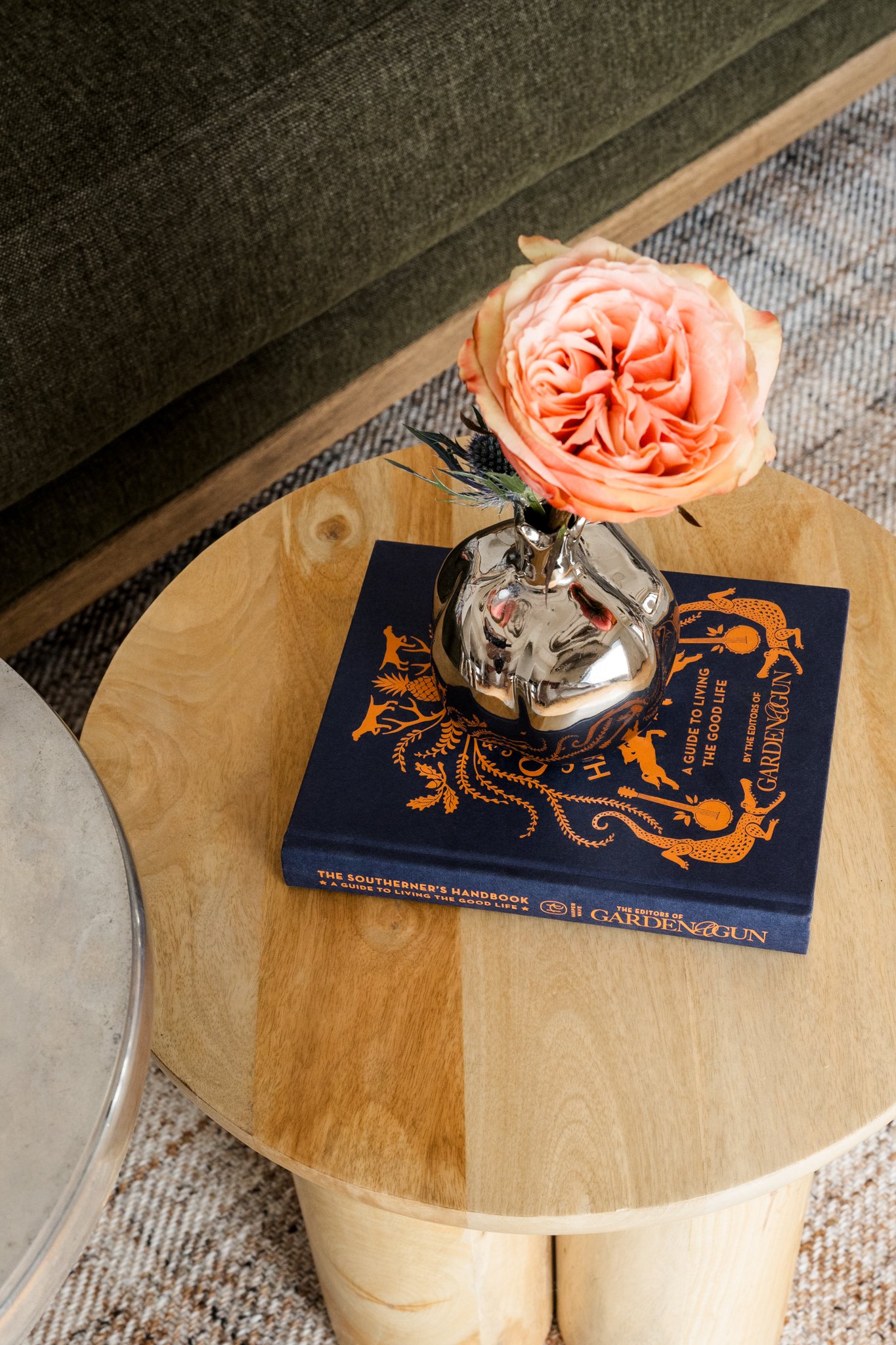 dallas-interior-photography-styled-coffee-table-detail.jpg