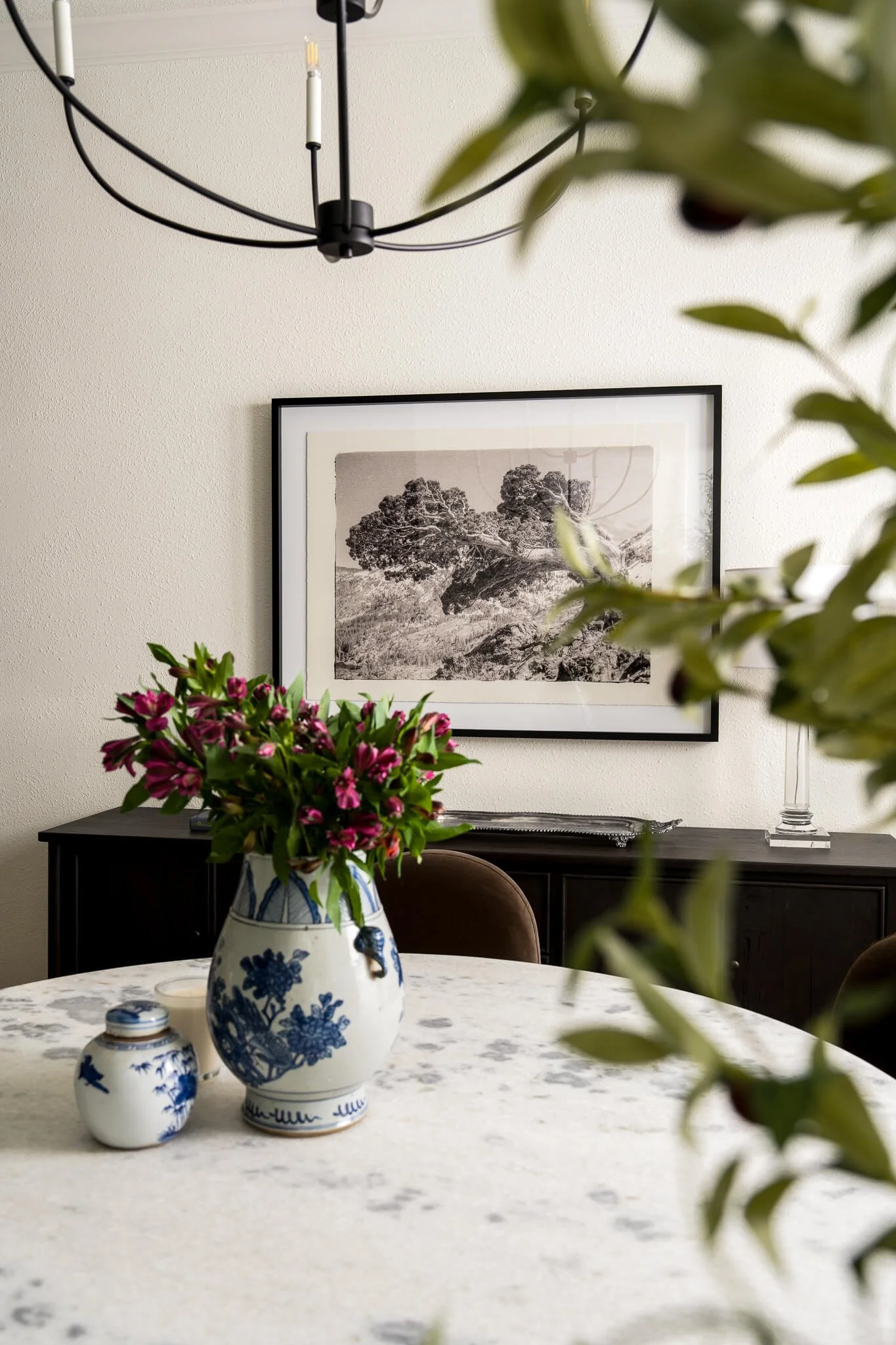 Neutral-toned cottage interior with woven textures and earthy materials by Austin photographer.