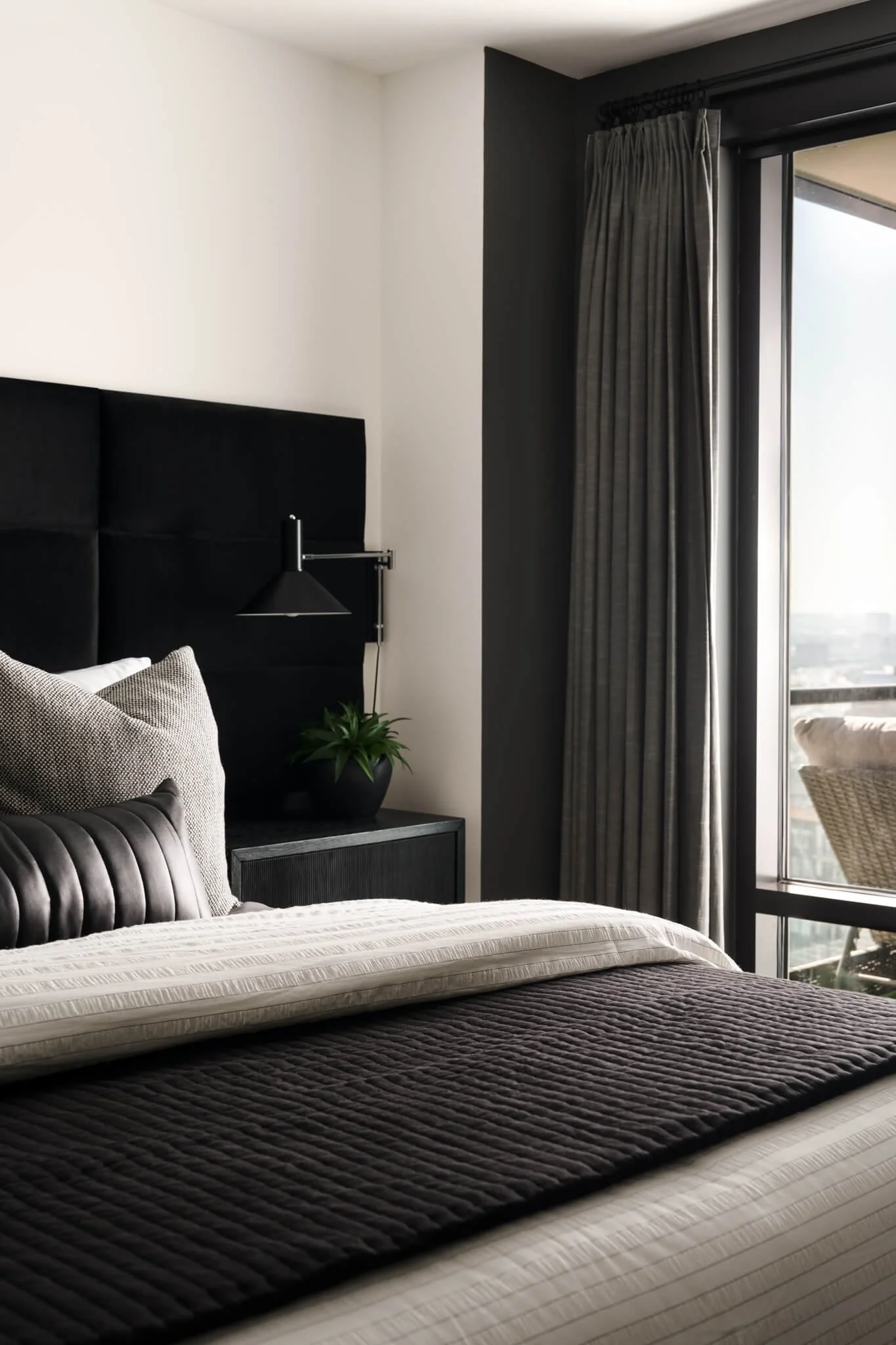 dallas-bedroom-interior-photography-luxury-city-view-bedroom.jpg