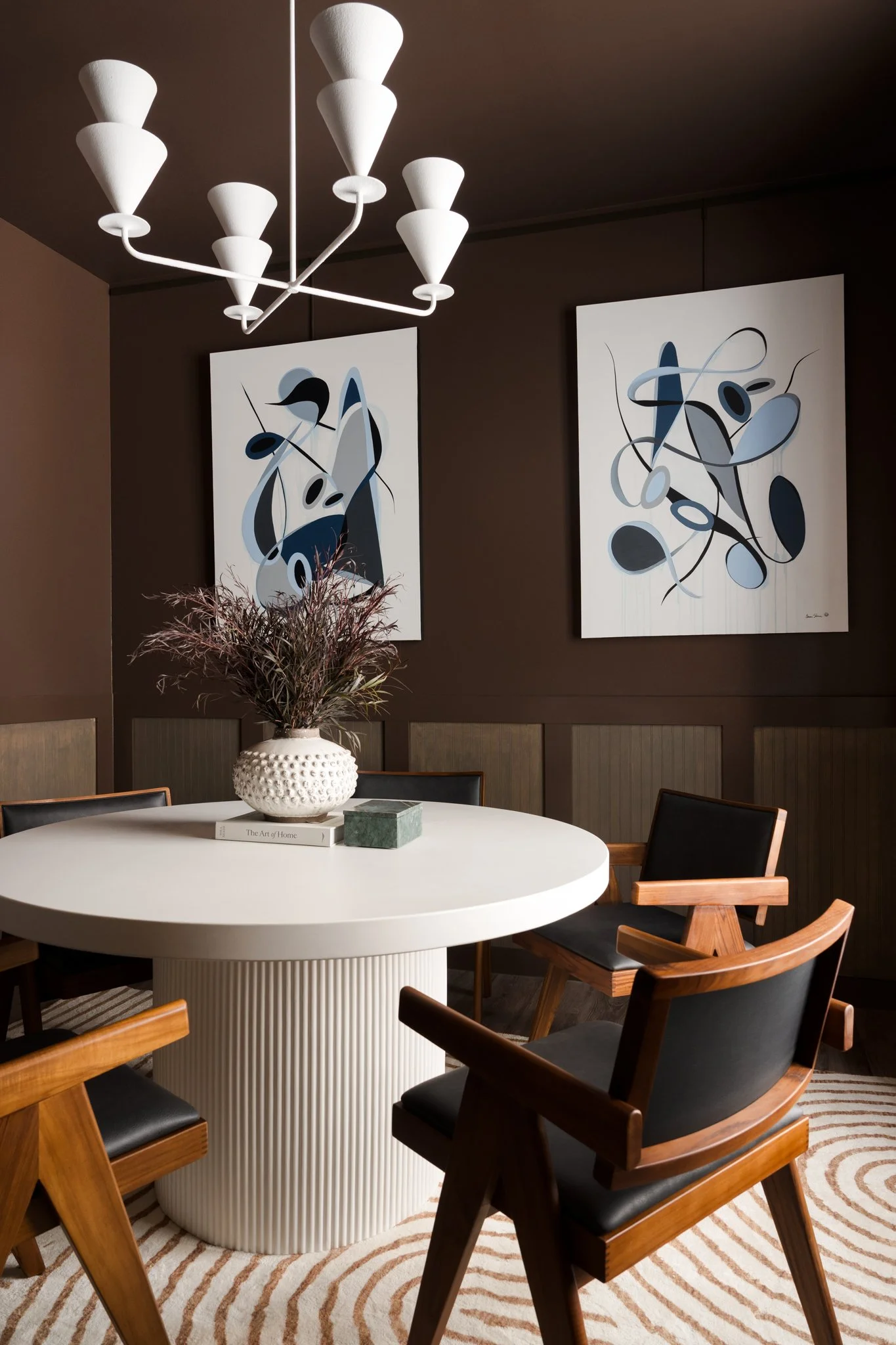 Luxury multifamily apartment building interior designed by Artbuckle & Cofeaturing modern hospitality-inspired architecture and refined material selections in Texas