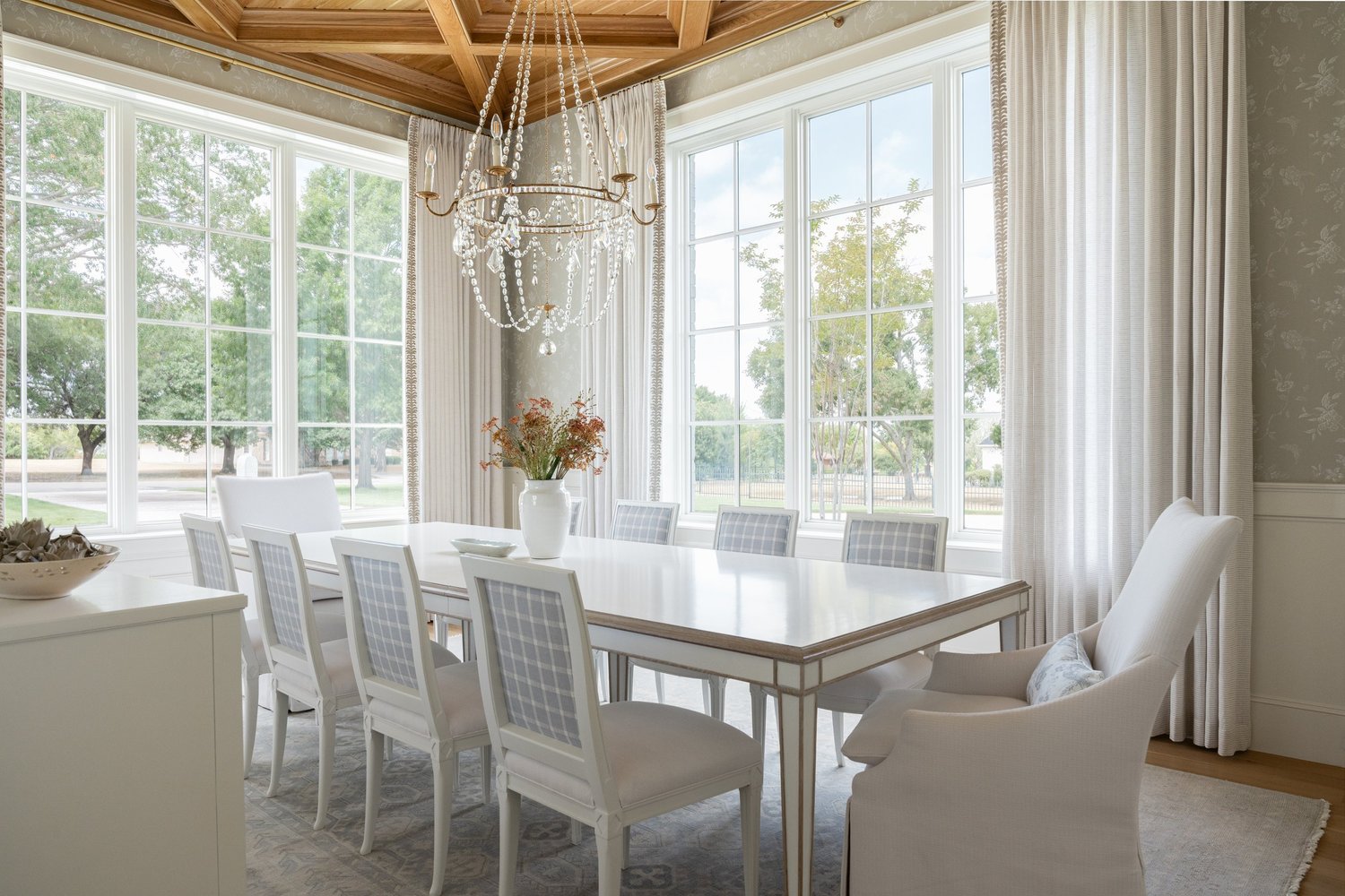 An Interior Design Photographer's Guide to Styling for Photoshoots