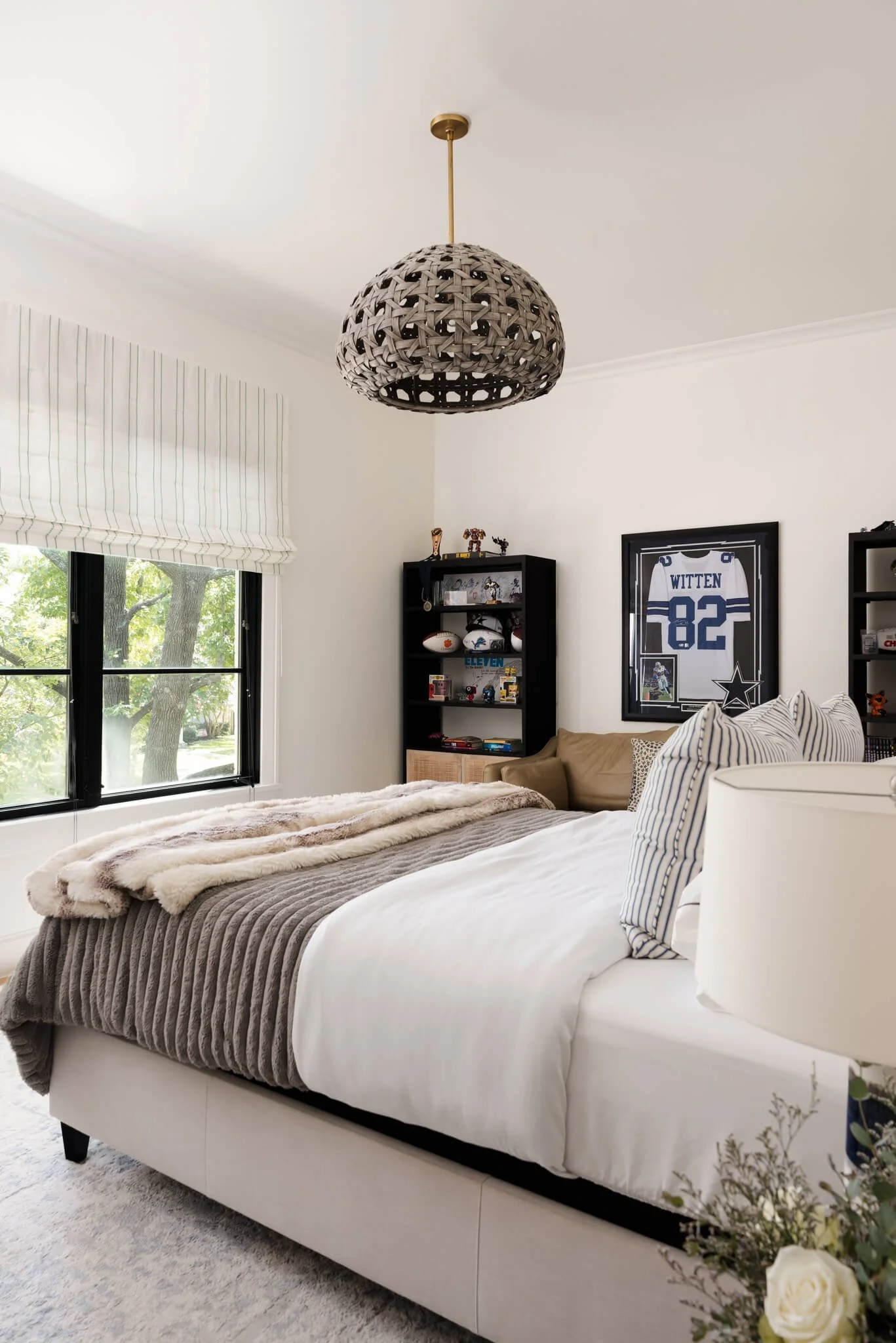 neutral-bedroom-interior-design-photography.jpg