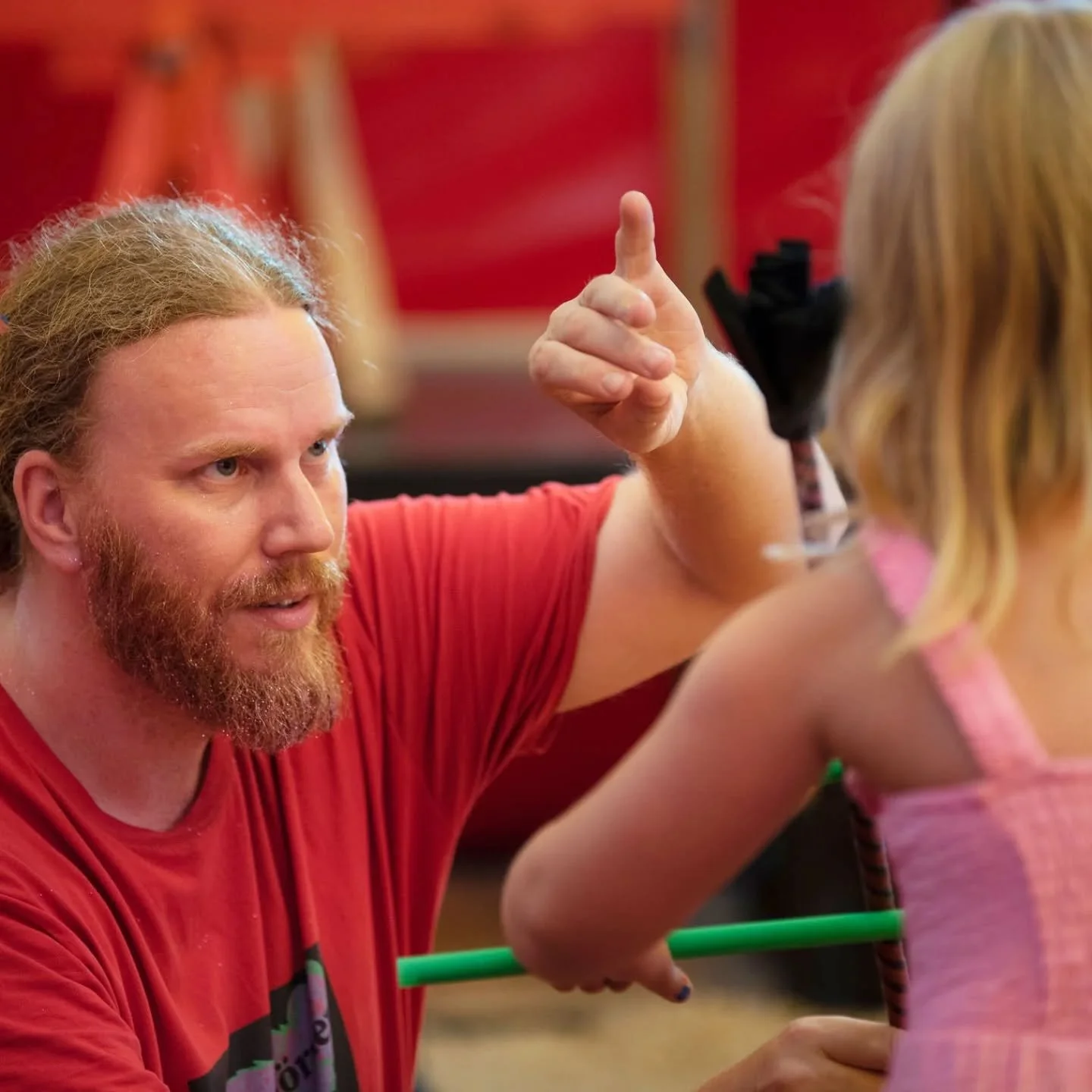 Snart &auml;r det dags f&ouml;r Cirkustr&auml;ningarna terminsstart m&aring;ndag 2:a februari !

Passa p&aring; nu!
Det finns platser i alla grupper ❤️

https://www.cirkusbjornen.se/cirkusskola