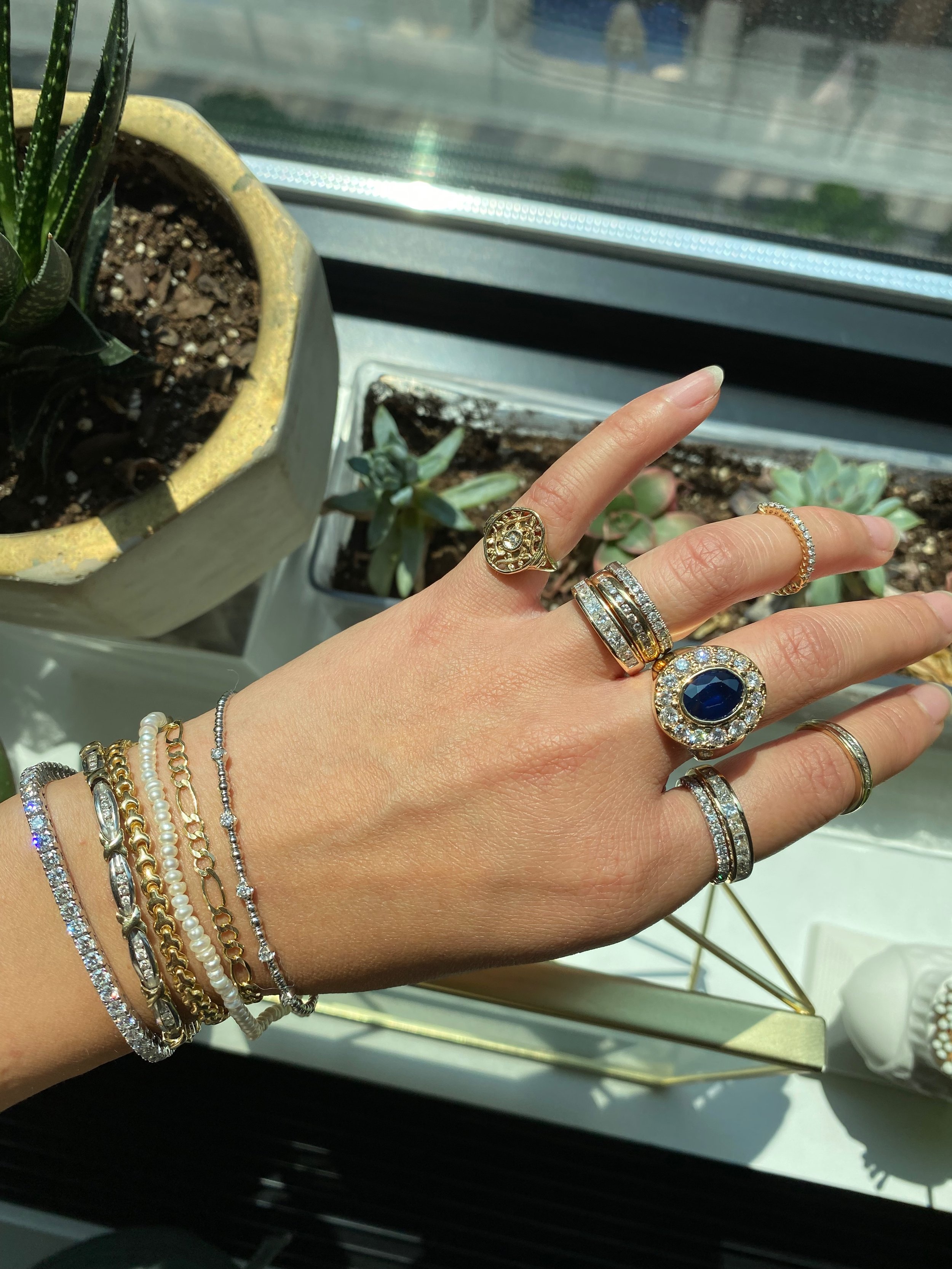 The Gold Standards: Karats and Colors