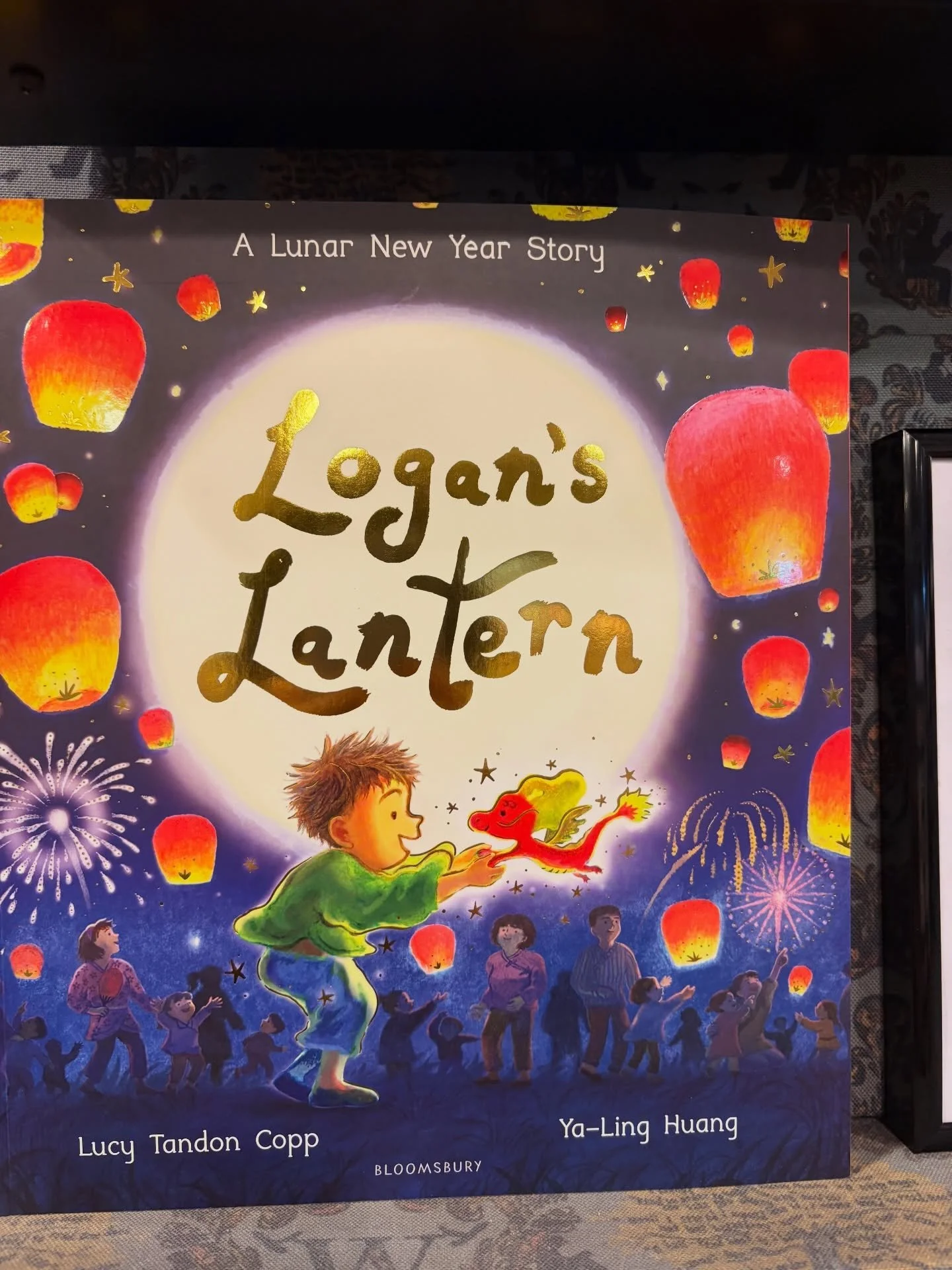 @lucytc_writes &amp; @yaling.jade both spoke so movingly at the launch of their gorgeous, big hearted picture book- LOGAN&rsquo;S LANTERN 🏮🐉 at @waterstonesleadenhallmarket  Kids and their families are going to love this story about vulnerability, 
