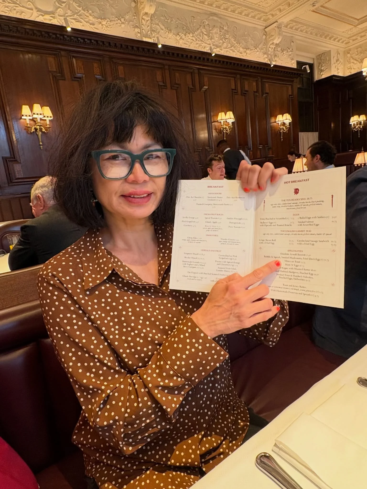 Went to @simpsons1828 for brekky on our wedding anniversary. Eagle-eyed husband said, &lsquo;Look what&rsquo;s on the menu? Mince on toast!&rsquo; A.k.a the working title of my memoir! I&rsquo;d never seen it on a menu. The husband ordered it. I had 