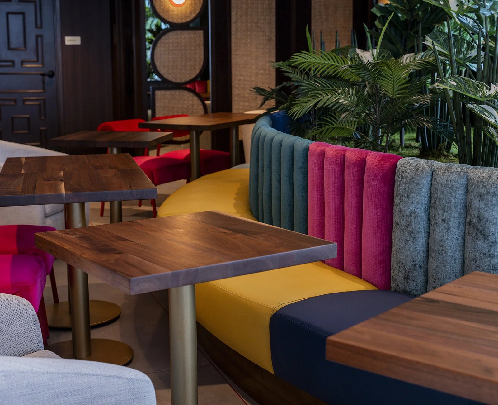 Interior Design Trends: Earth Tones & Curved Furniture — Fortner Custom ...