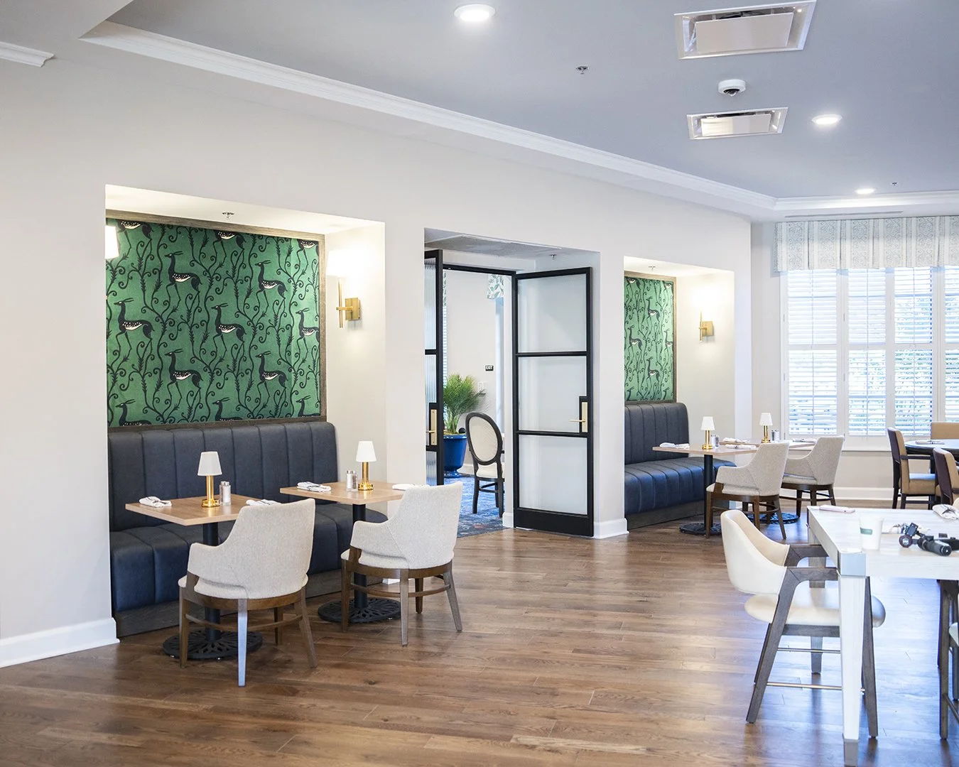 Web-Custom-Furniture-Senior-Living-Upholstery-Coventry-DSC07174DSC07174 copy.jpg