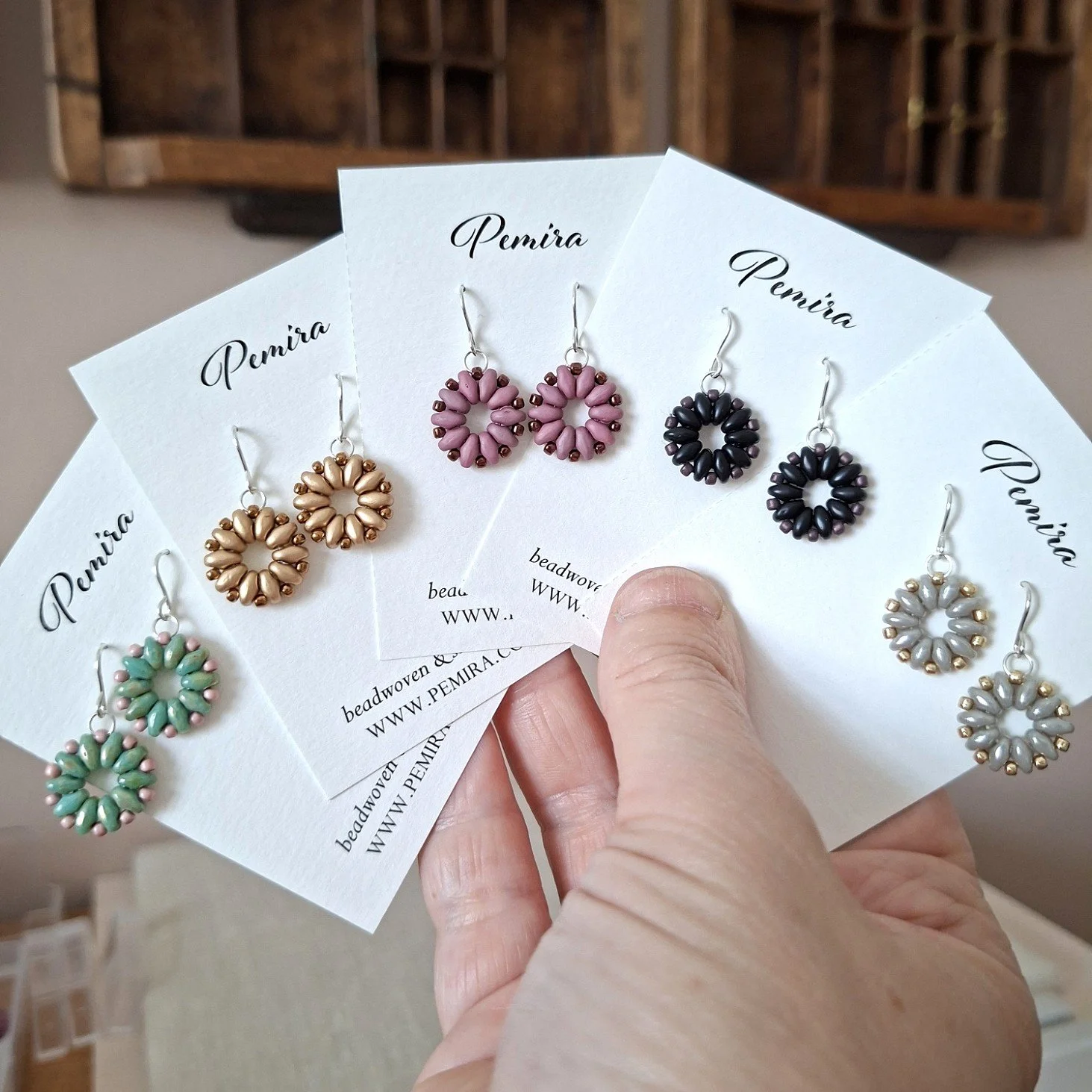 DAISY Small Flower Earrings
