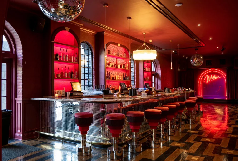 Bar photo 2