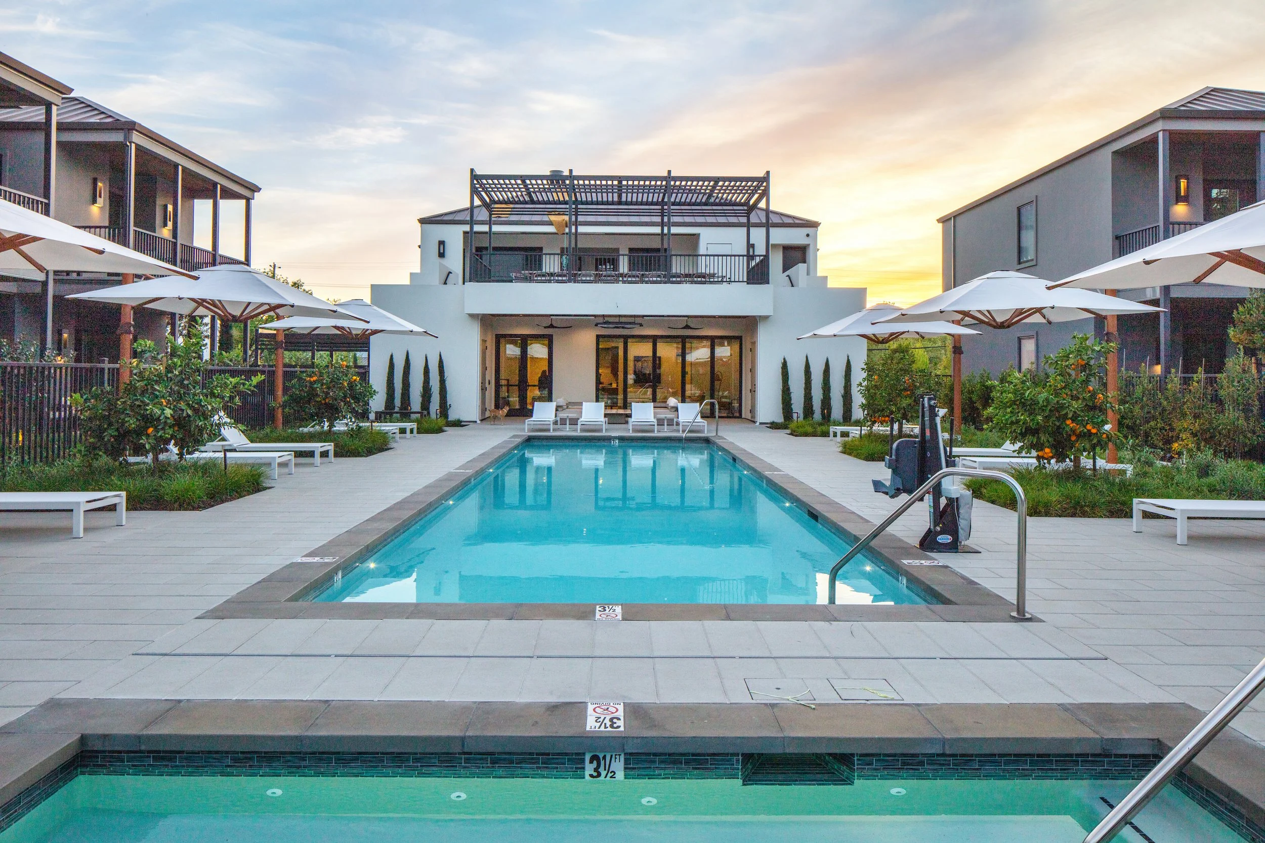 DUCHAMP 20263793-2.jpg