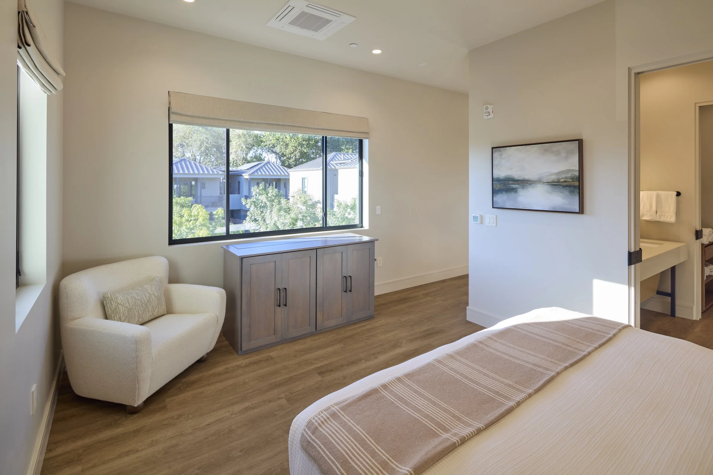 The Overlook views are spectacular from the sitting area.