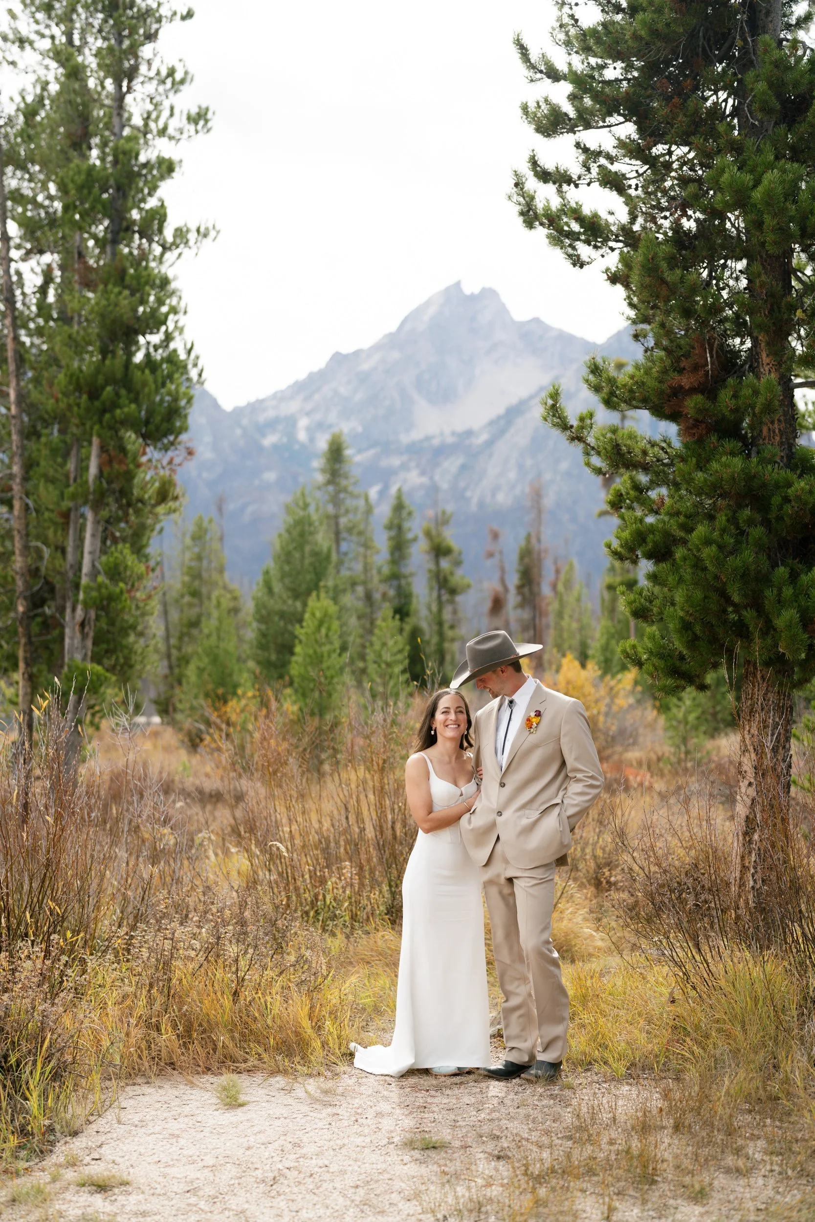 sun-valley-stanley-idaho-wedding-film-photographer-sarah-morrill-00495.jpg
