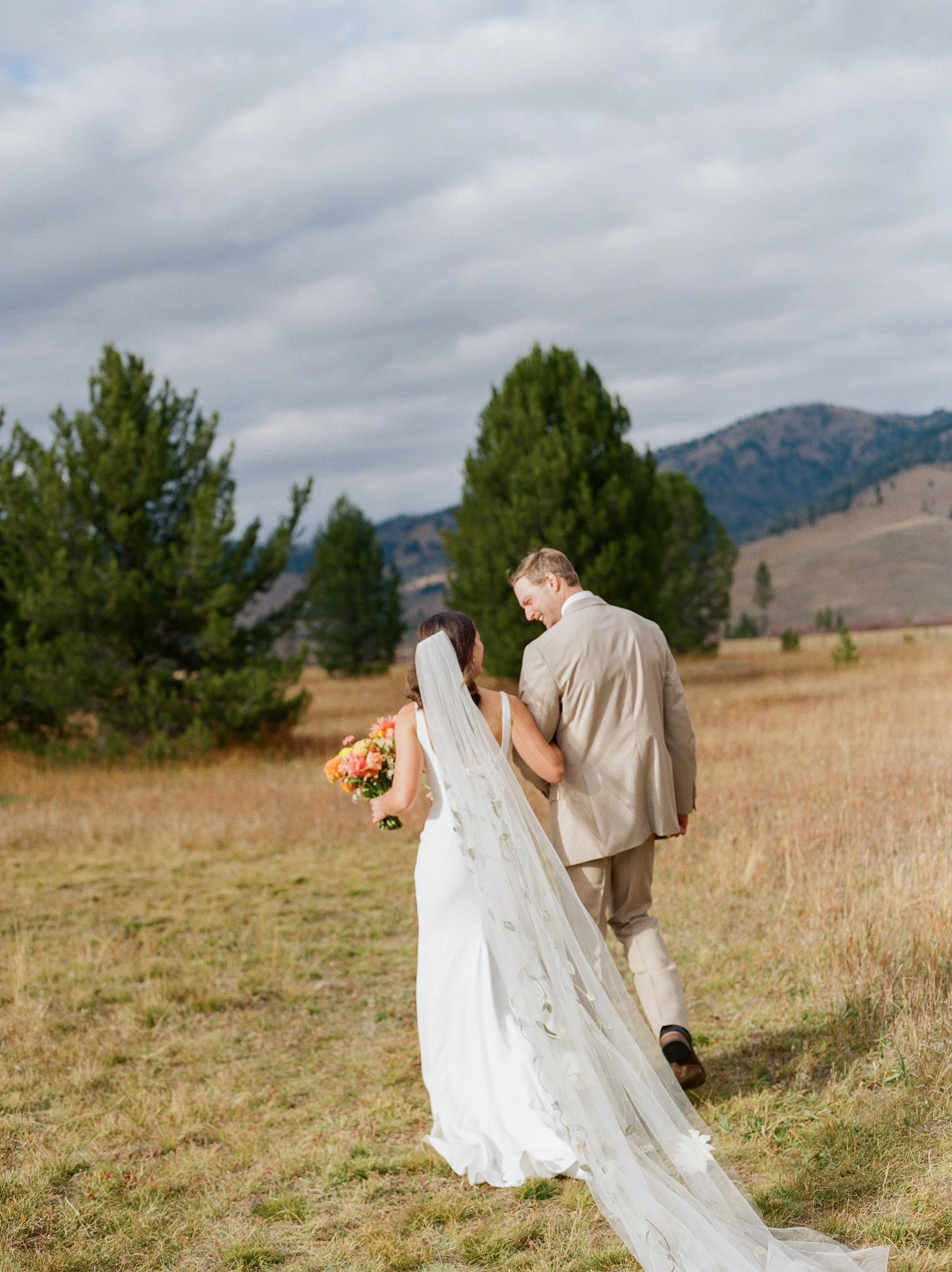 sun-valley-stanley-idaho-wedding-film-photographer-sarah-morrill-2-18.jpg