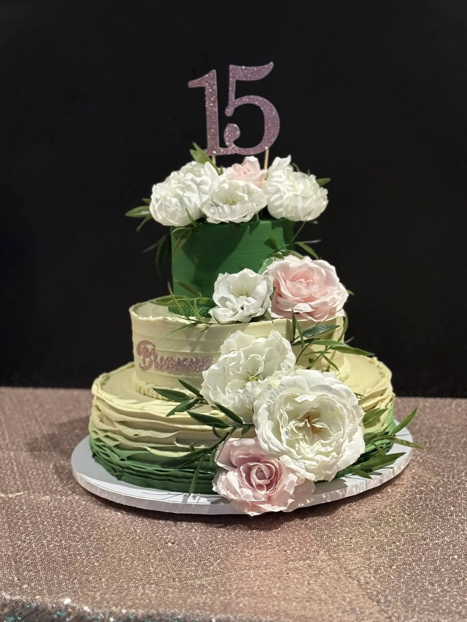 Quinceañera venue in Green Bay located next to Lambeau Field at Stadium View Event Halls.