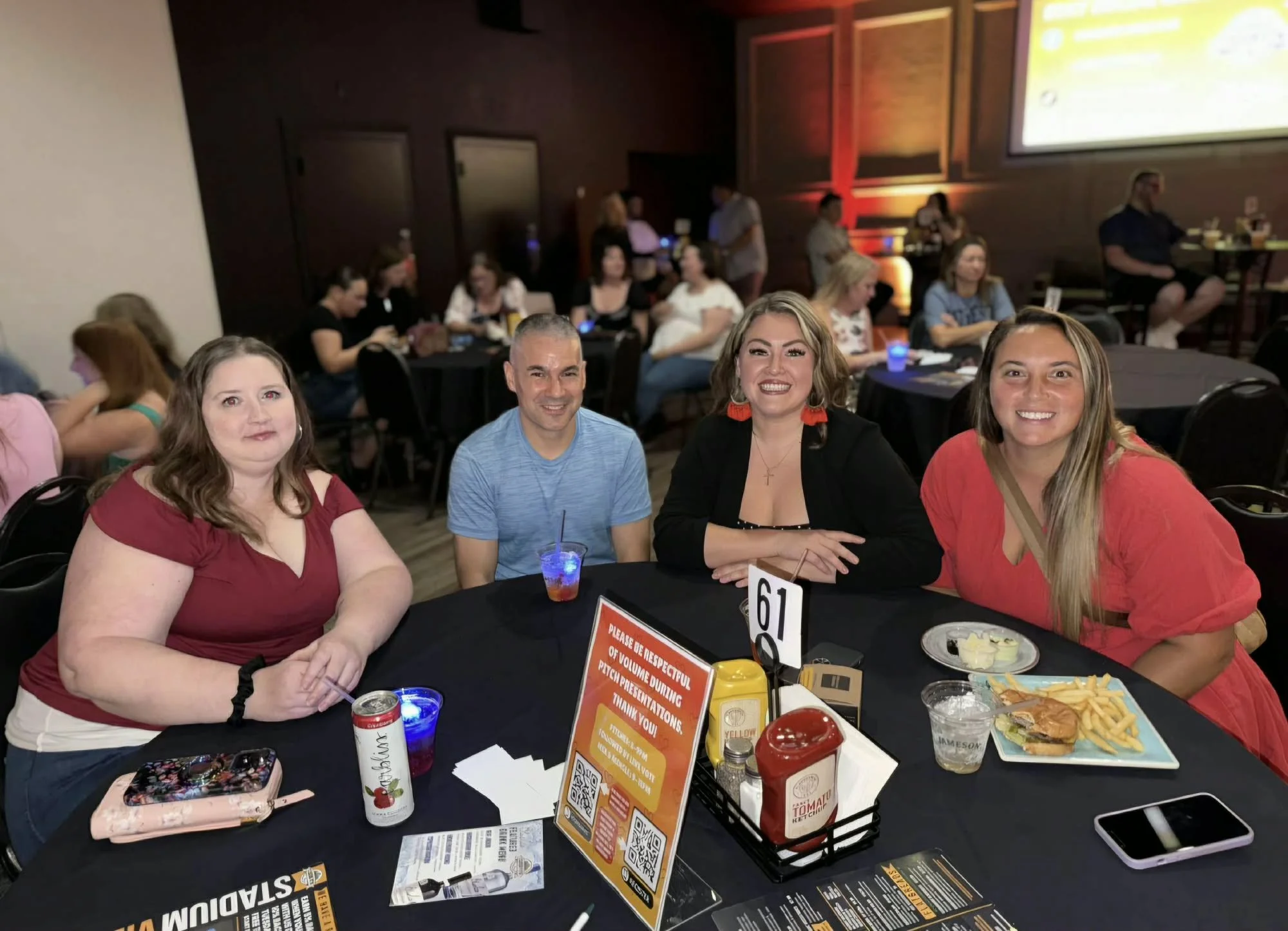 40+ singles party at stadium view in green bay