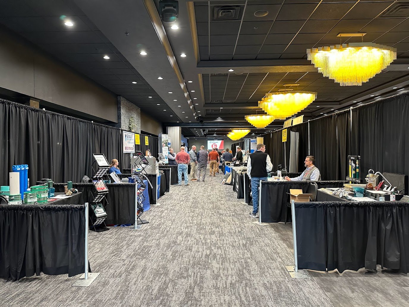 Trade show and exhibitor event venue in Green Bay located next to Lambeau Field at Stadium View Event Halls.