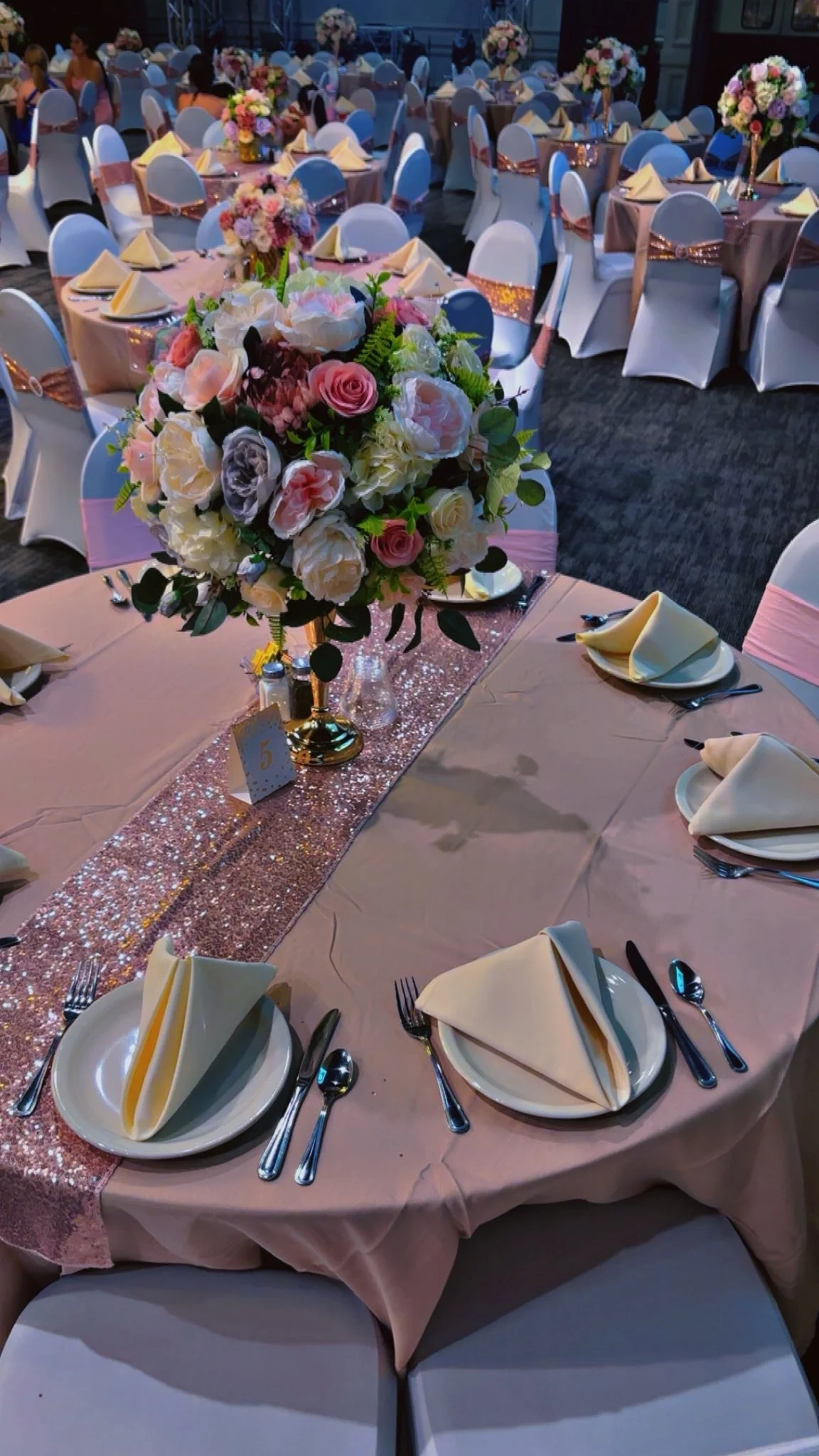 Flexible banquet venue in Green Bay ideal for hosting a Quinceañera reception.