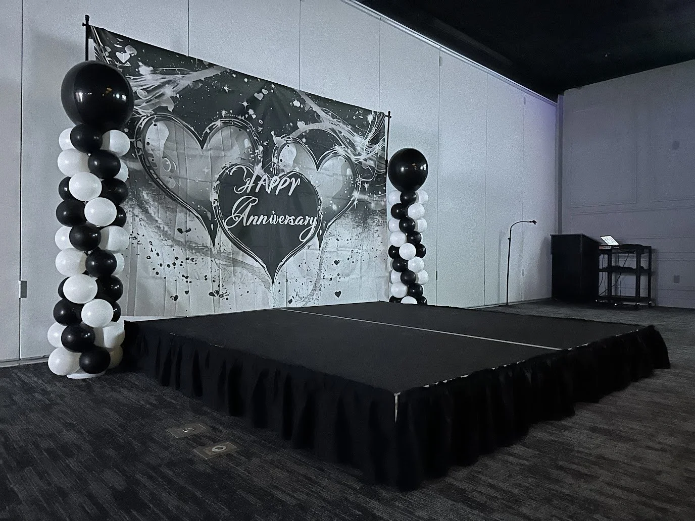 Spacious and elegant banquet hall for anniversary parties in Green Bay at Stadium View Event Halls.