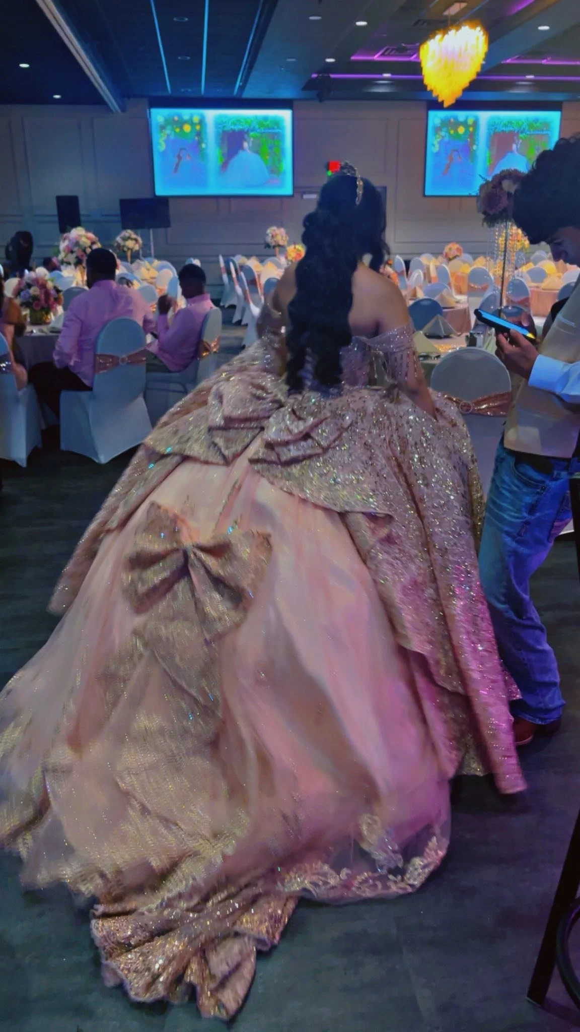 Spacious Quinceañera event venue near Lambeau Field at Stadium View Event Halls.