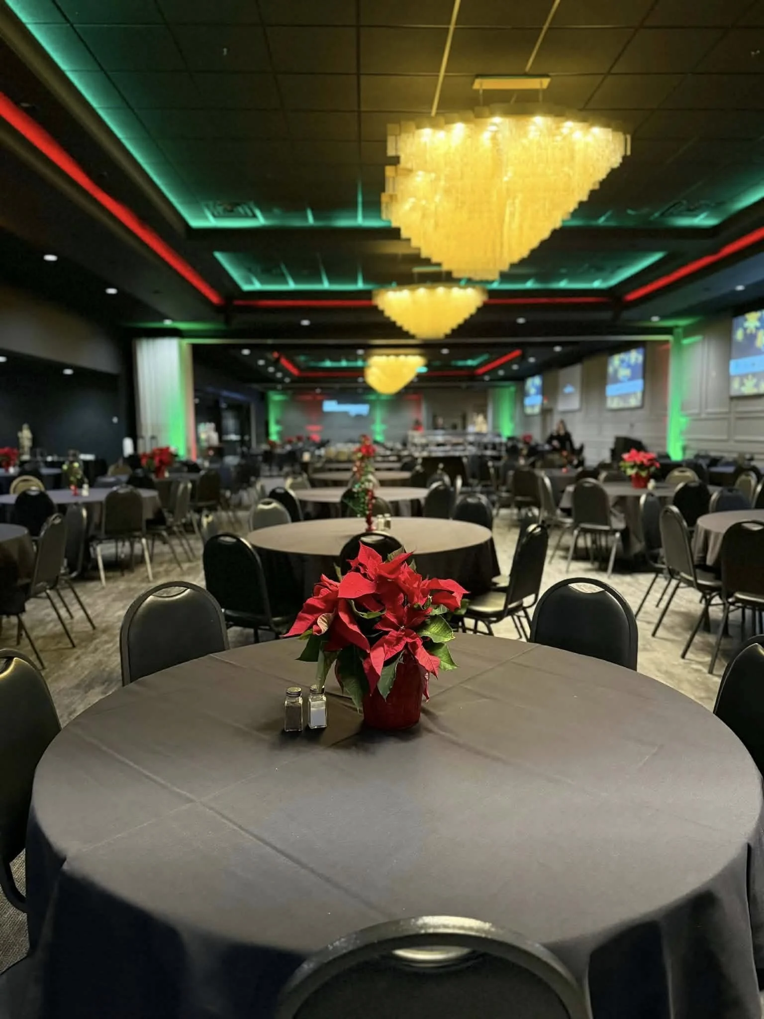 holiday party at stadium view event halls green bay wi