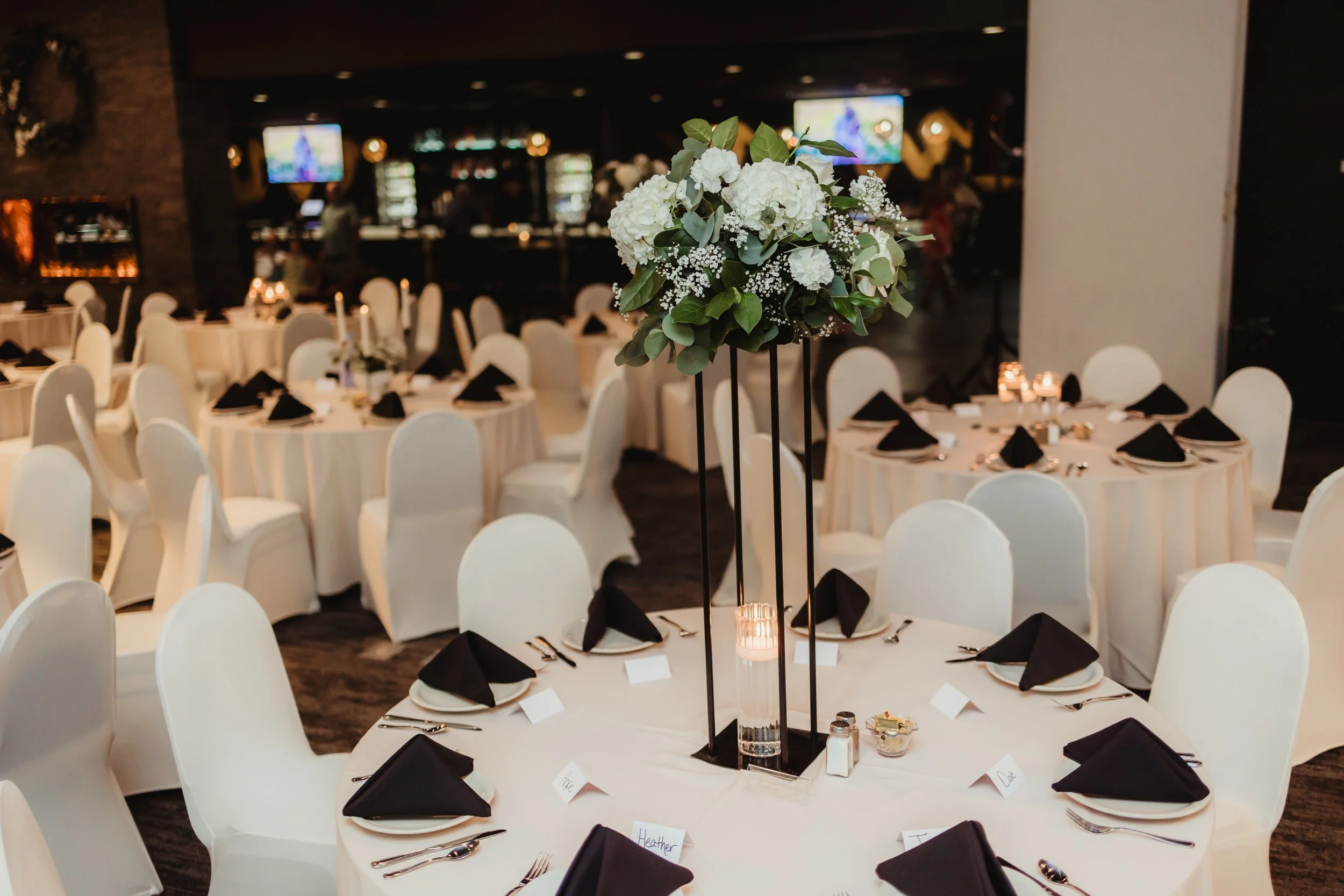 Wedding table decor at Stadium View Event Halls in Green Bay, WI 
